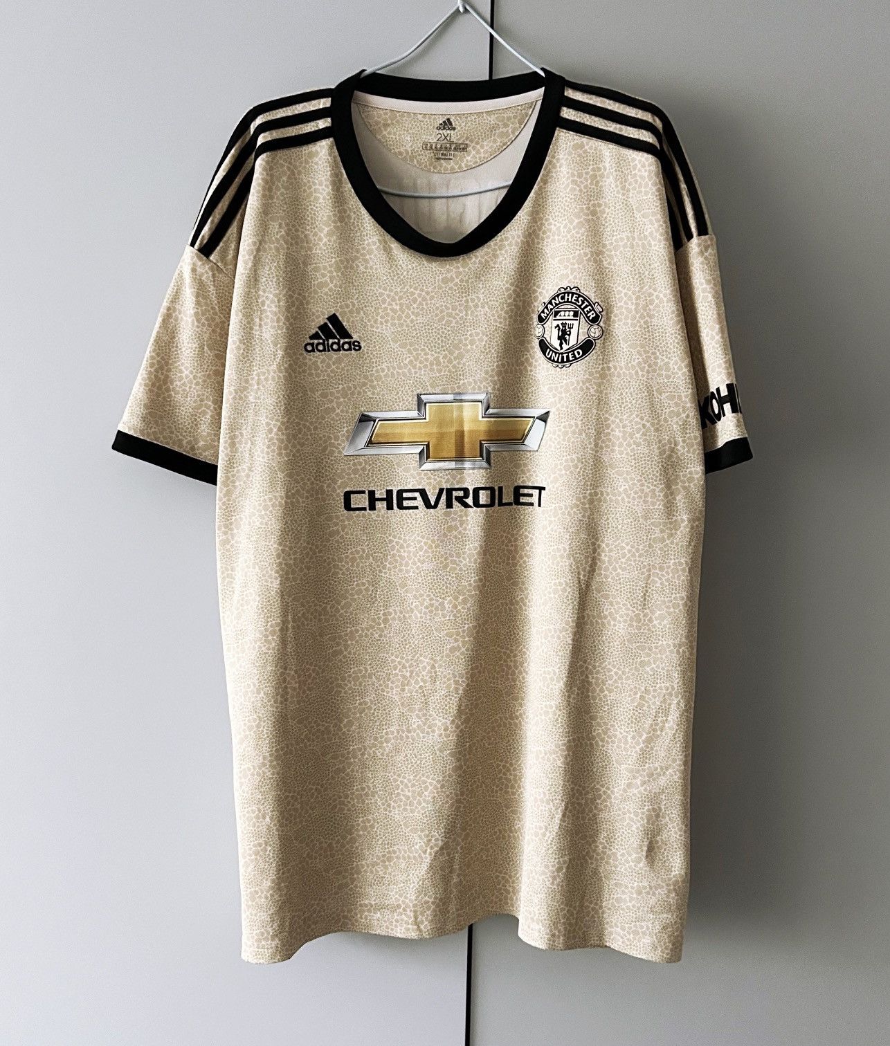 Other Manchester United jersey 2019 2020 #5 Maguire Size US XXL / EU 58 / 5 - 2 Thumbnail