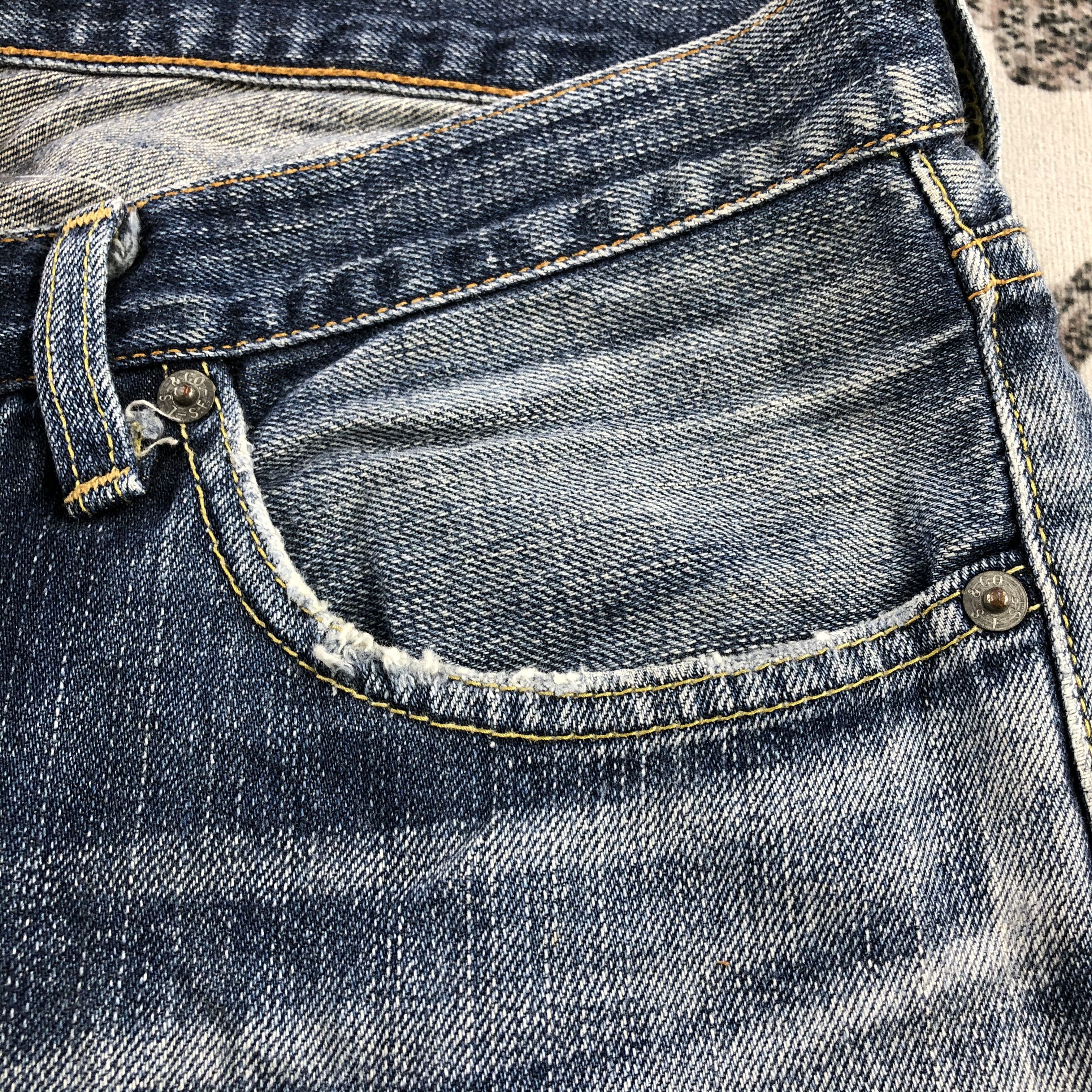 Levi's Vintage Levis 505 Jeans Distressed Denim KJ850 Size US 34 / EU 50 - 12 Thumbnail
