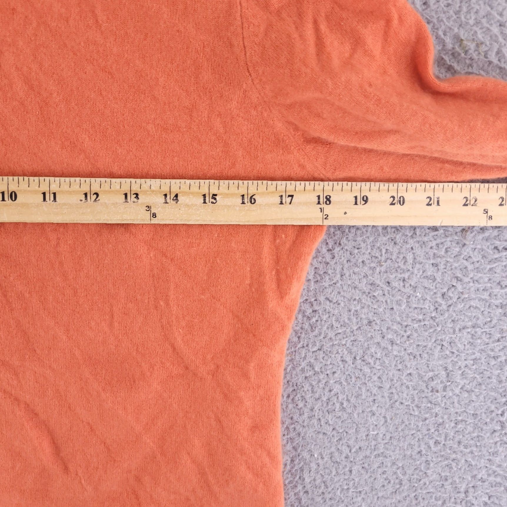 Bloomingdale's VINTAGE Bloomingdale's Sweater Womens Small Orange Cashmere Turtleneck Pullover Size S / US 4 / IT 40 - 5 Thumbnail