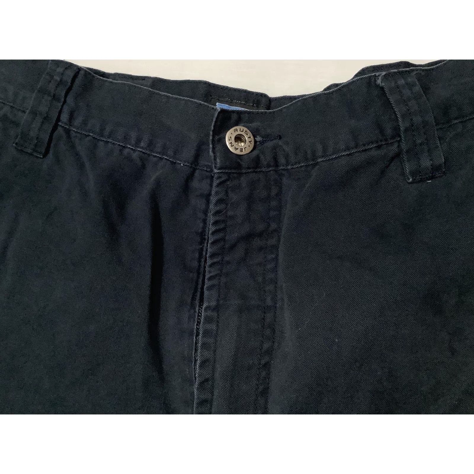 Rusty VINTAGE Rusty Cargo Shorts Mens 33 Navy Blue Cotton Canvas Pockets 9in Inseam Hong Kong Mens Size US 33 - 2 Thumbnail