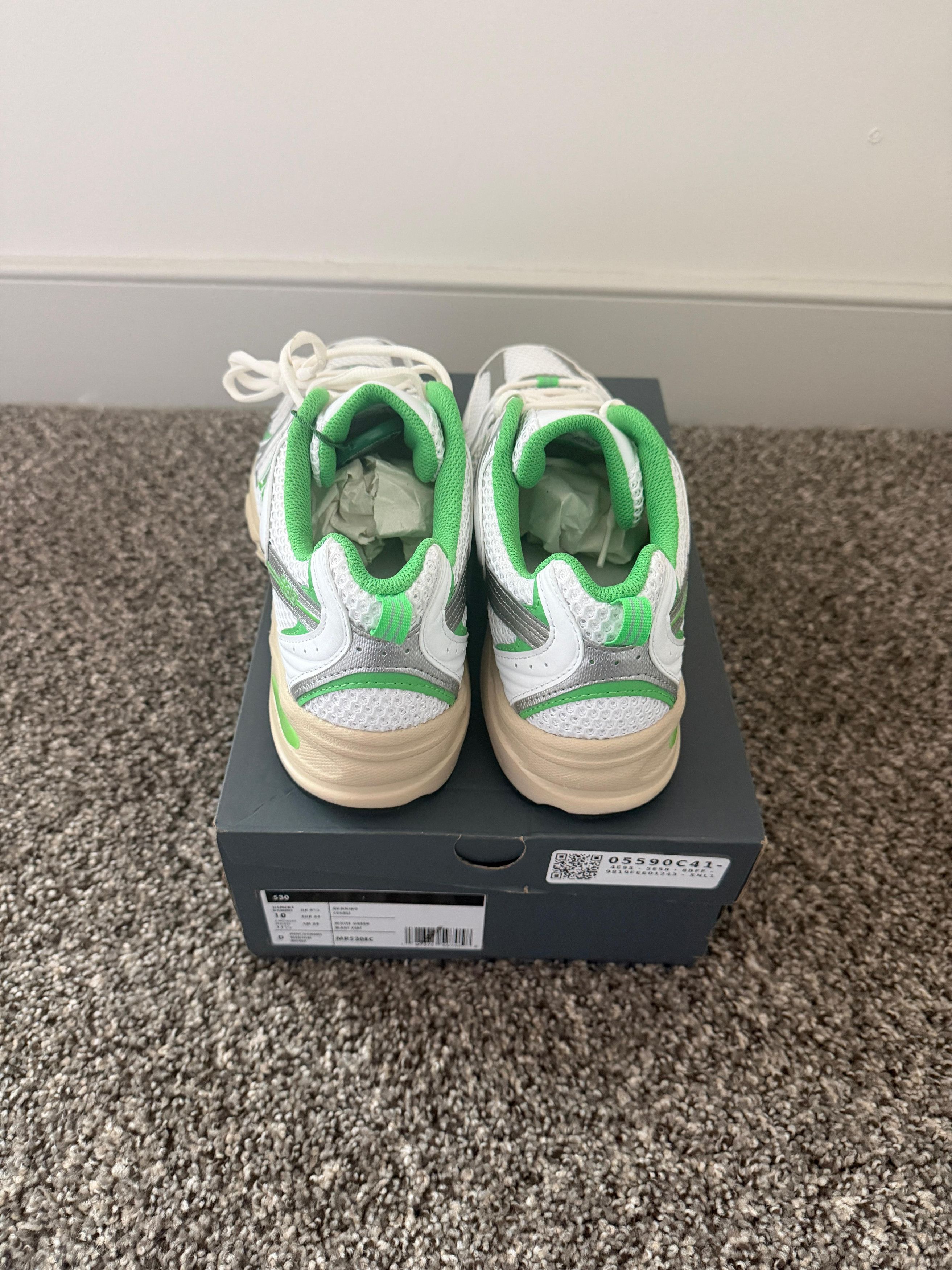 New Balance New Balance 530 White Palm Leaf Size US 10 / EU 43 - 1 Thumbnail
