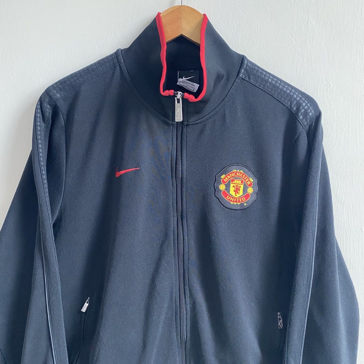 Nike NIKE MANCHESTER UNITED TRACK JACKET Size US L / EU 52-54 / 3 - 2 Thumbnail