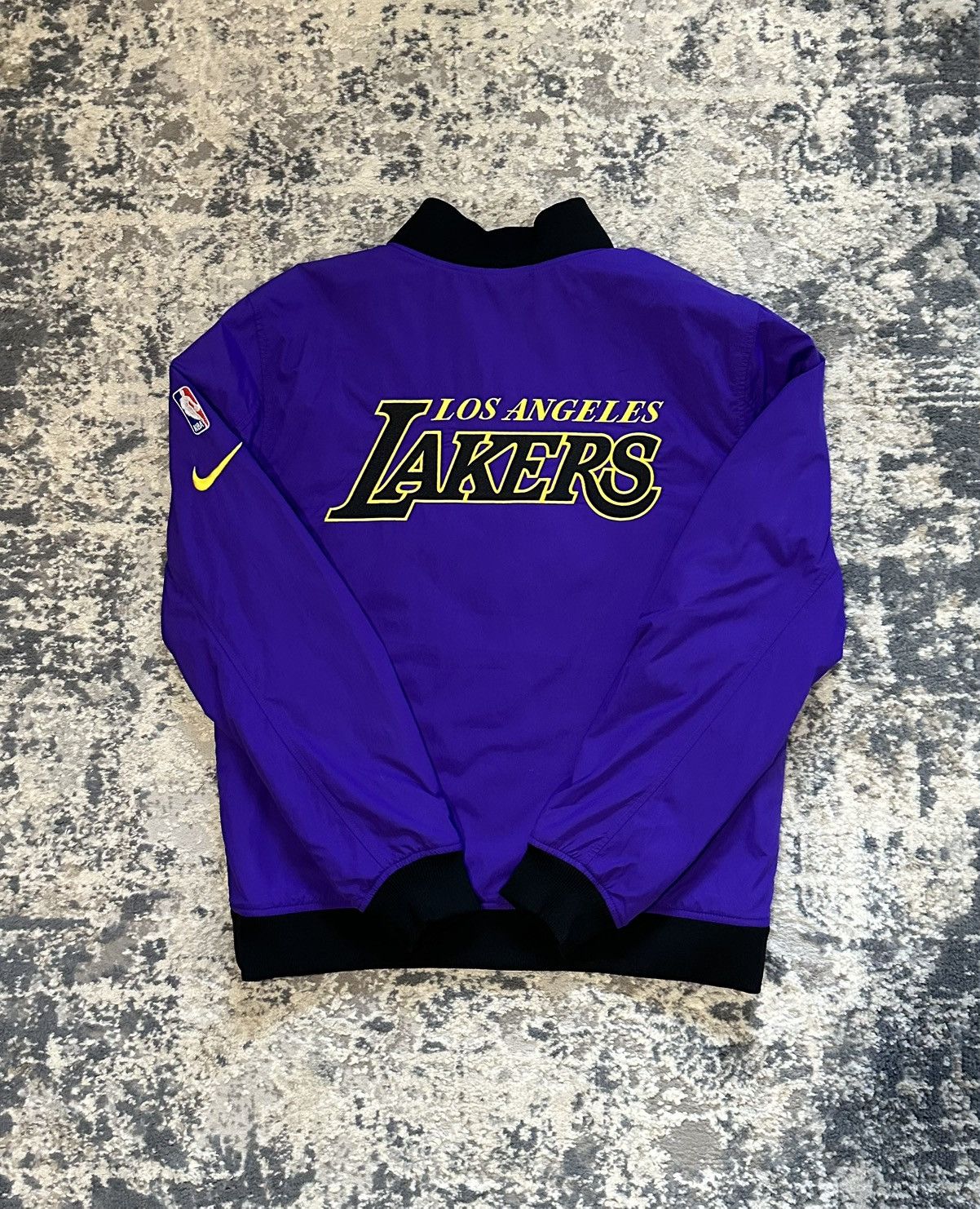 Nike Nike Los Angeles Lakers Courtside Full-Zip Bomber Jacket Size US M / EU 48-50 / 2 - 3 Thumbnail