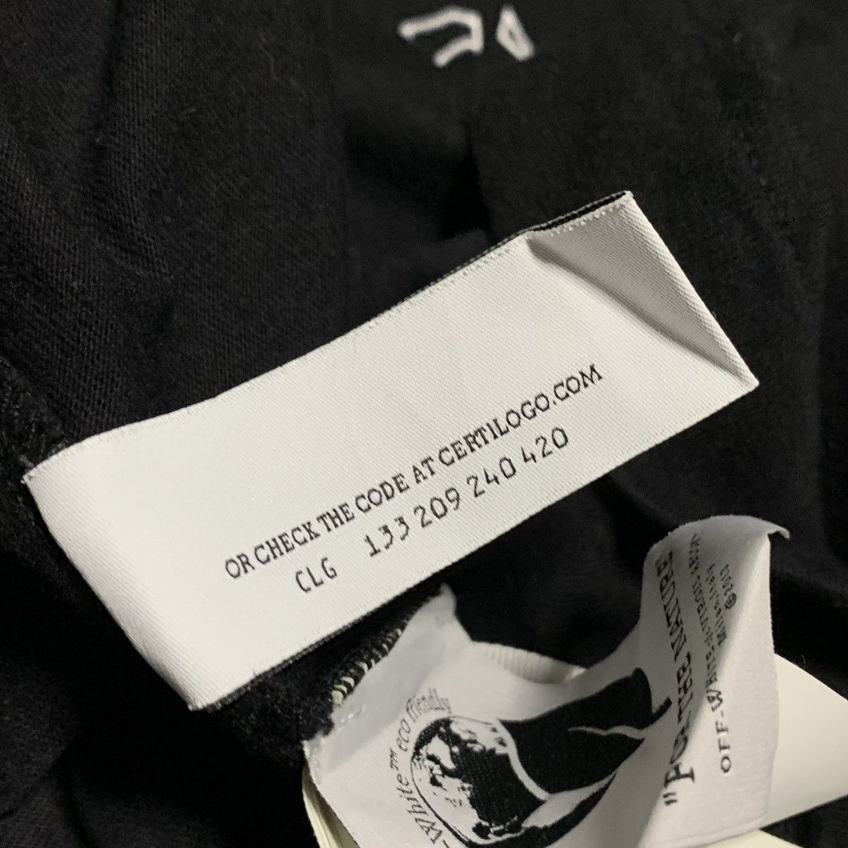 Off-White Off White Medium Neen Arrow Skate Black Tee Virgil Abloh Size US M / EU 48-50 / 2 - 11 Thumbnail