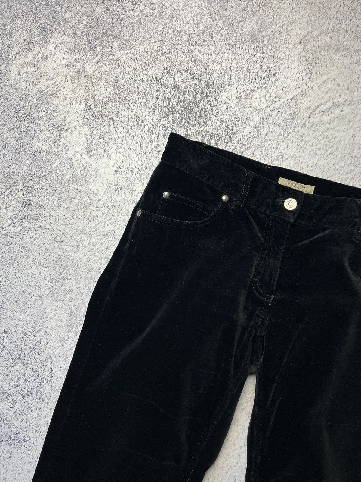 Burberry Vintage Burberry Velveteen Pants Y2K Size 28" / US 6 / IT 42 - 4 Thumbnail
