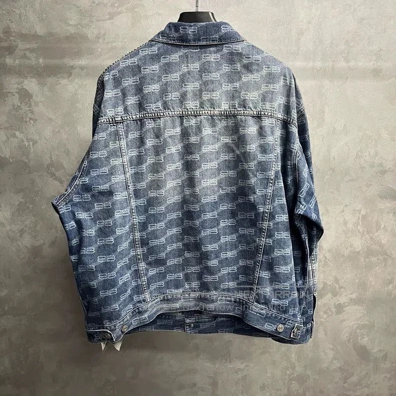 Balenciaga Balenciaga Blue Logo Denim Jacket. Size US S / EU 44-46 / 1 - 2 Thumbnail