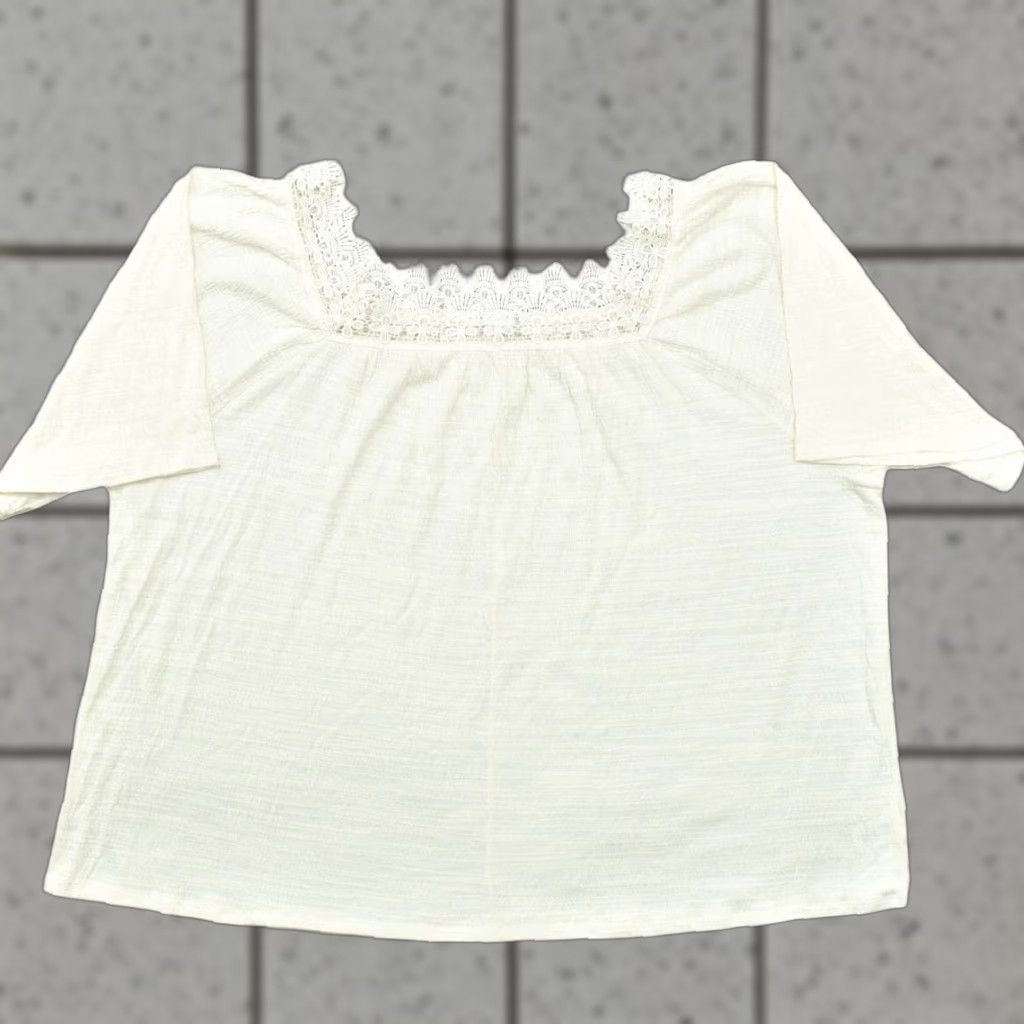 Vintage Retrology Beige Blouse 3X Plus Size Polyester Blend Short Sleeve Square Neck Women Blouse Plus Womens 3X Beige Blouse Size XXL / US 16-18 / IT 52-54 - 1 Thumbnail