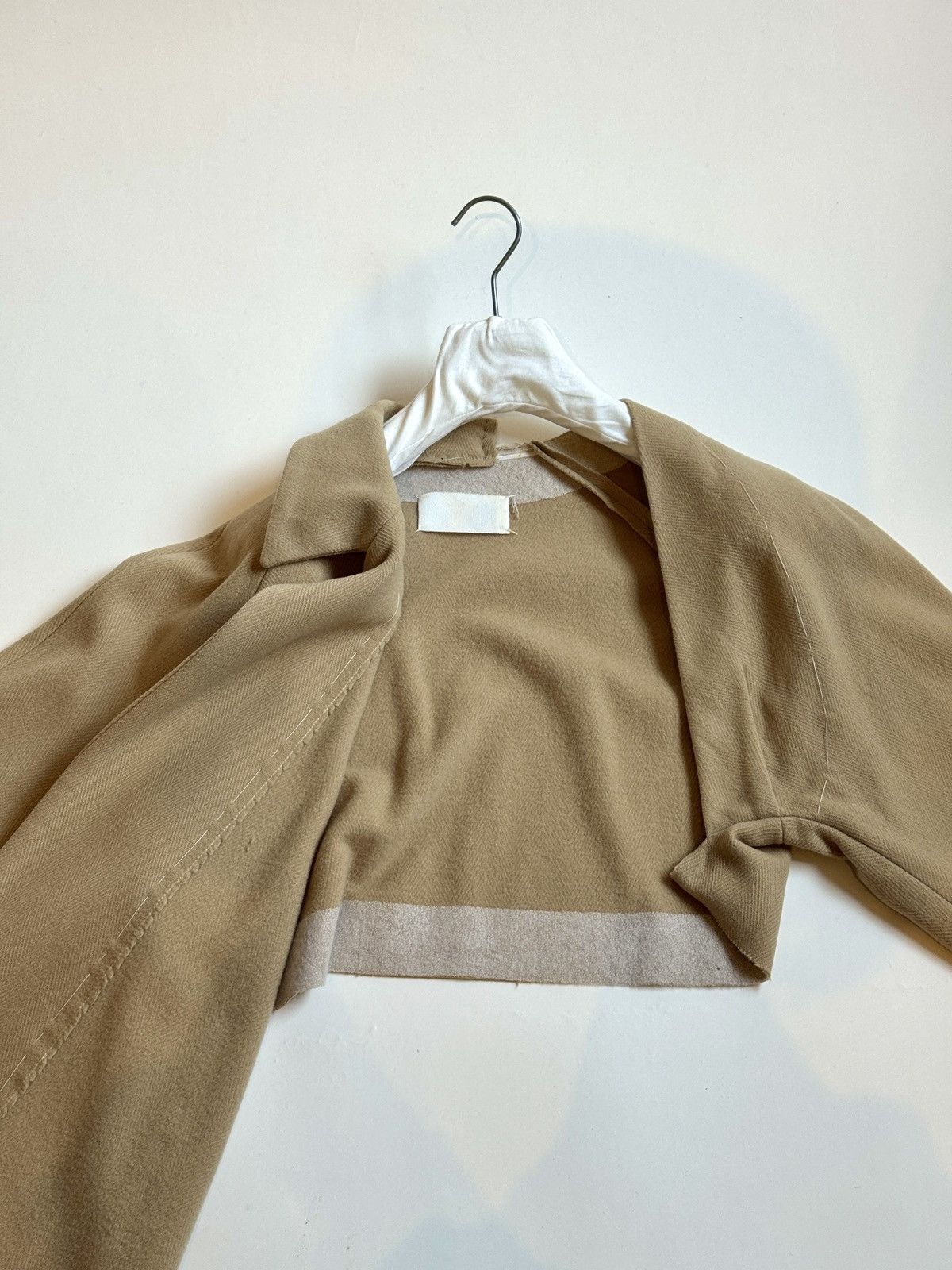 Maison Margiela FW 1997 Runway Deconstructed Coat / Basting Jacket in Cream Size L / US 10 / IT 46 - 10 Thumbnail