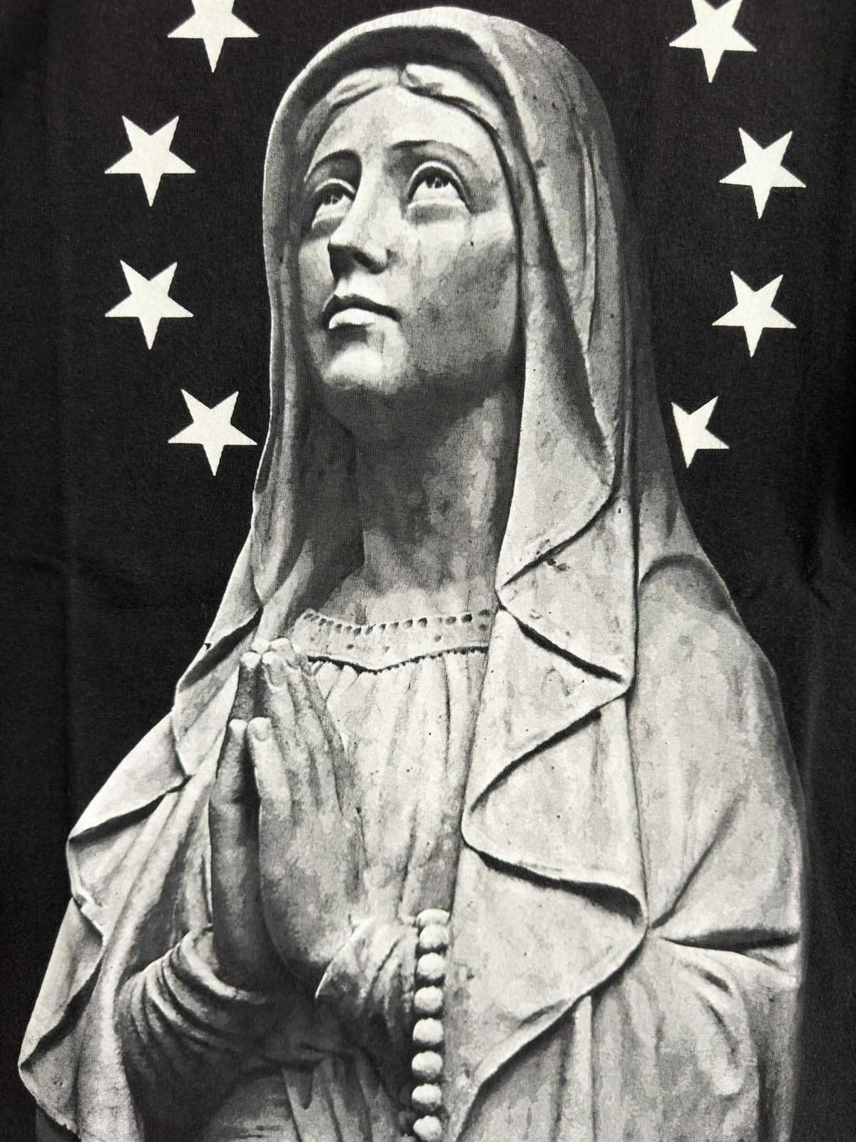 Other Virgin Mary graphic by the street brand Fatal Size US M / EU 48-50 / 2 - 3 Thumbnail
