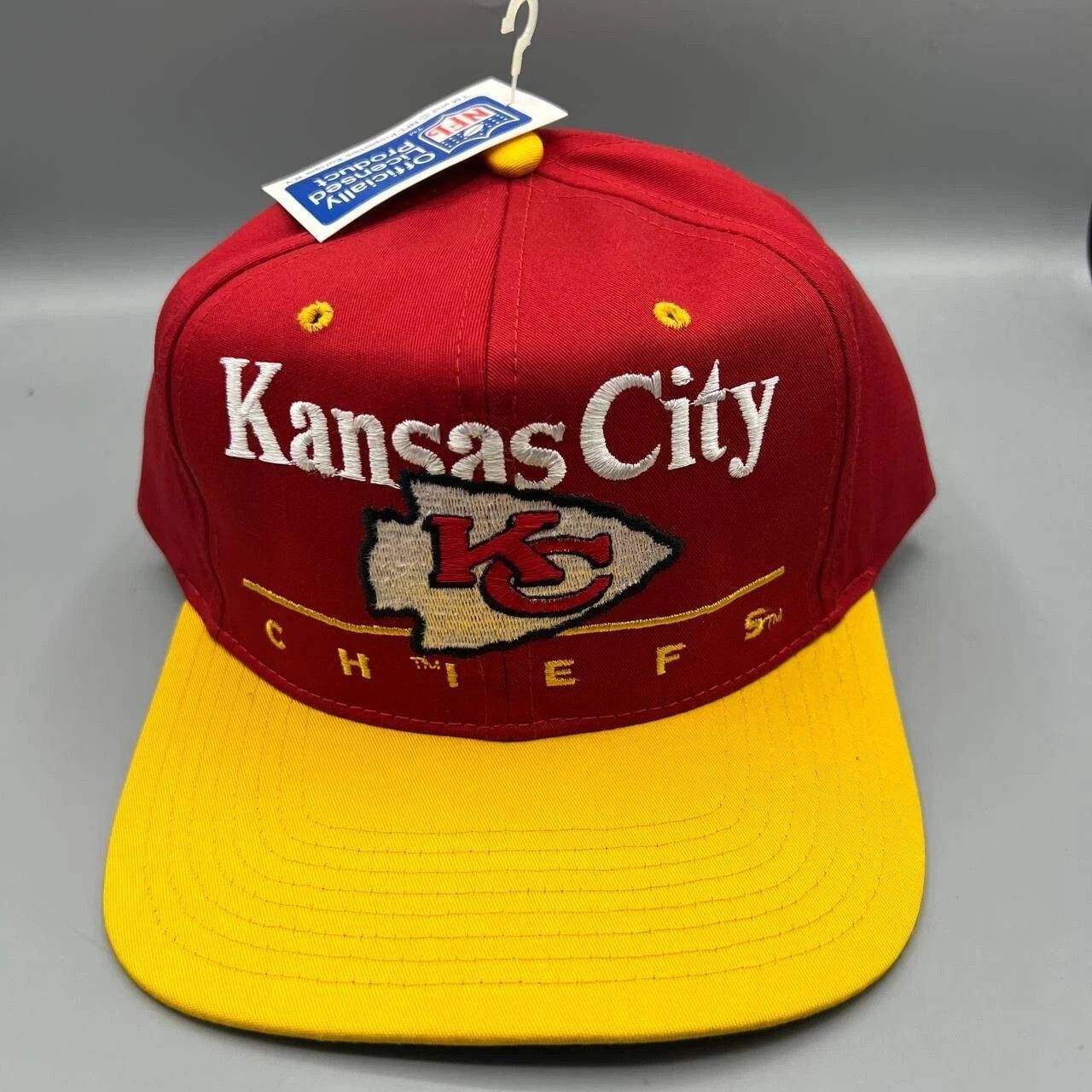 Twins Enterprise Inc. × Vintage Kansas City Chiefs Hat Men Twins Enterprise NFL Snap Back Size ONE SIZE - 1 Thumbnail