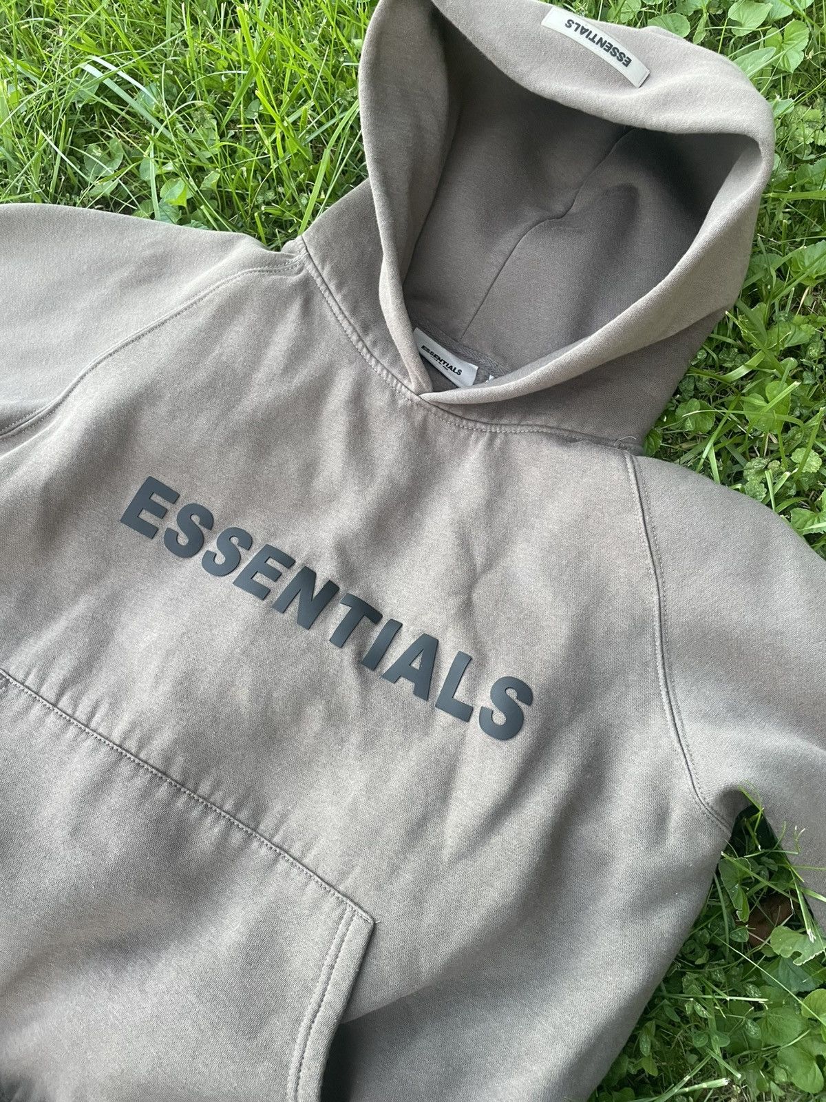 Other Essentials Fear of God Hoodie Taupe Size US M / EU 48-50 / 2 - 1 Thumbnail