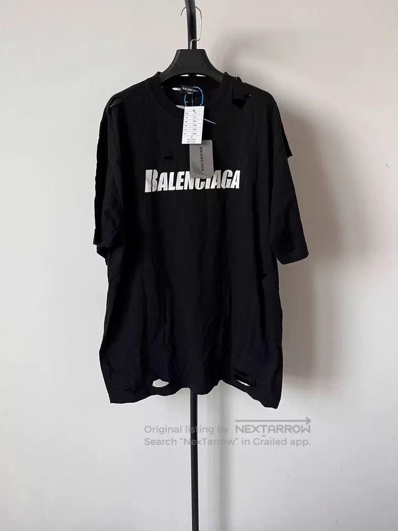 Balenciaga Letter Printed Pattern Ripped Round Neck Short