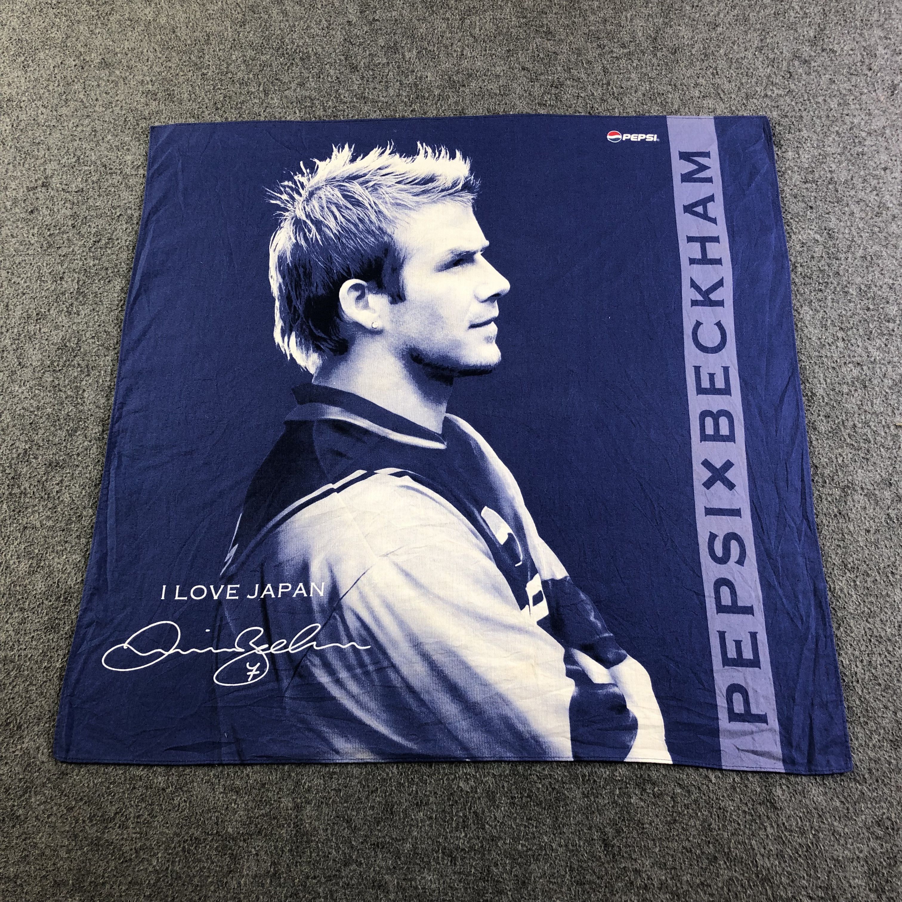 David Beckham × Pepsi Pepsi X David Beckham Handkerchief Neckerchief Bandana H2320 Size ONE SIZE - 1 Thumbnail