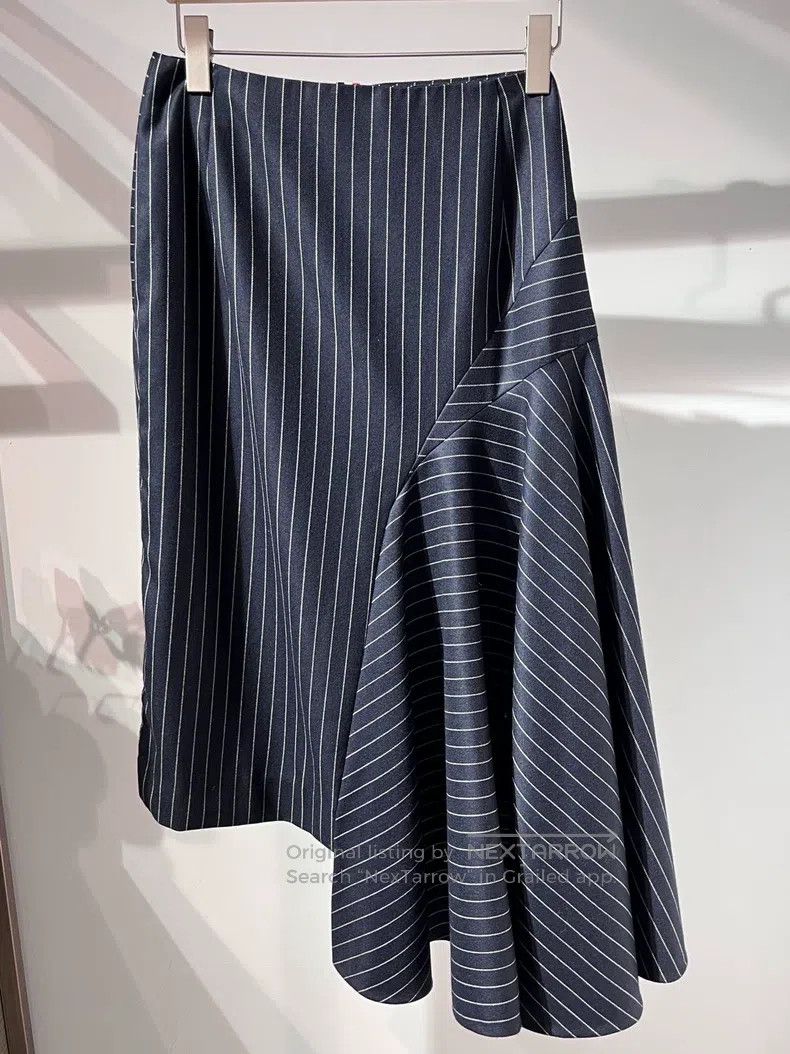 Thom Browne Thom Browne Asymmetrical Pleated Skirt Size 28" / US 6 / IT 42 - 6 Thumbnail