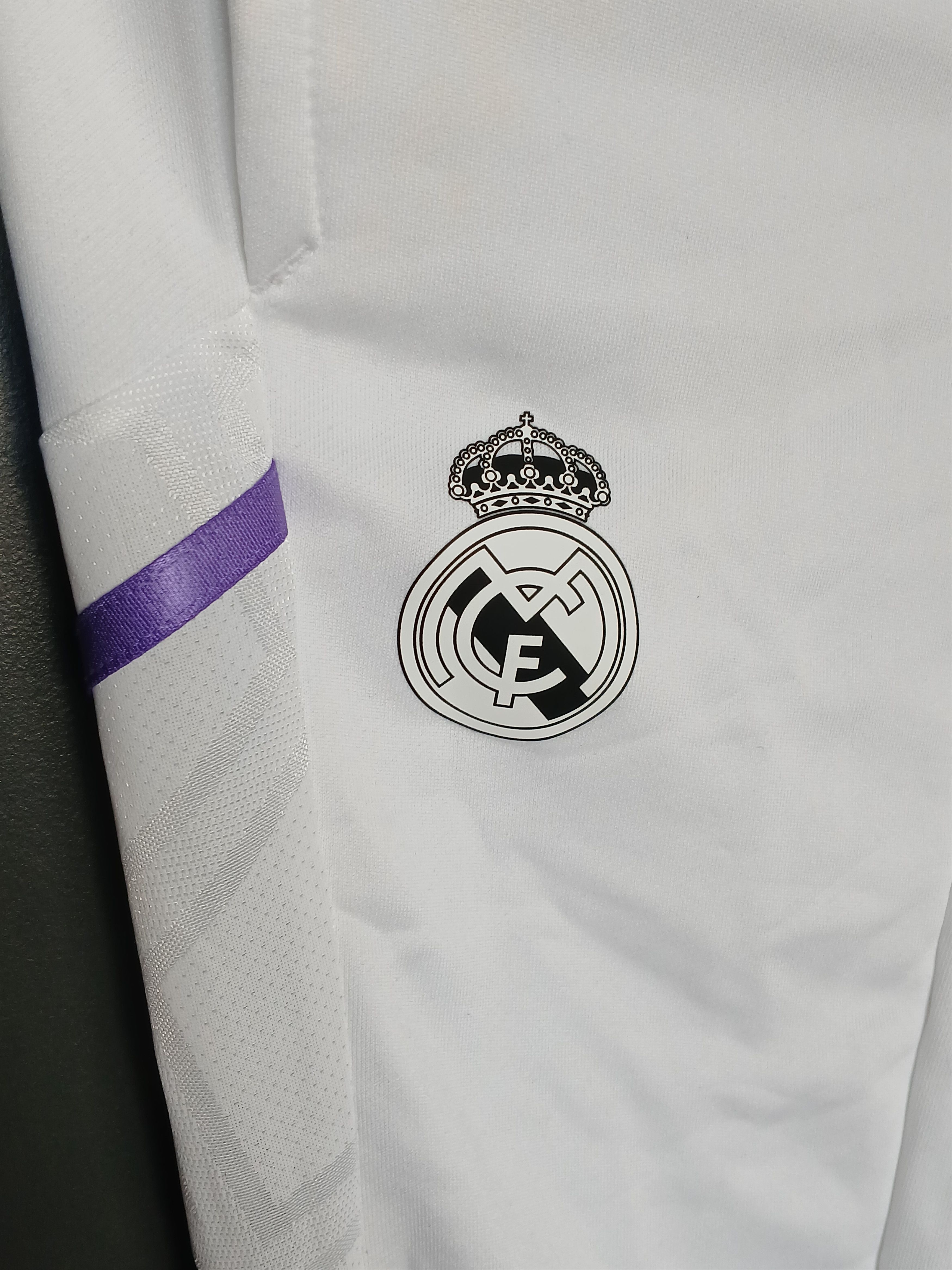 Adidas KIDS Real Madrid Football Training Pants Size US 26 / EU 42 - 3 Thumbnail