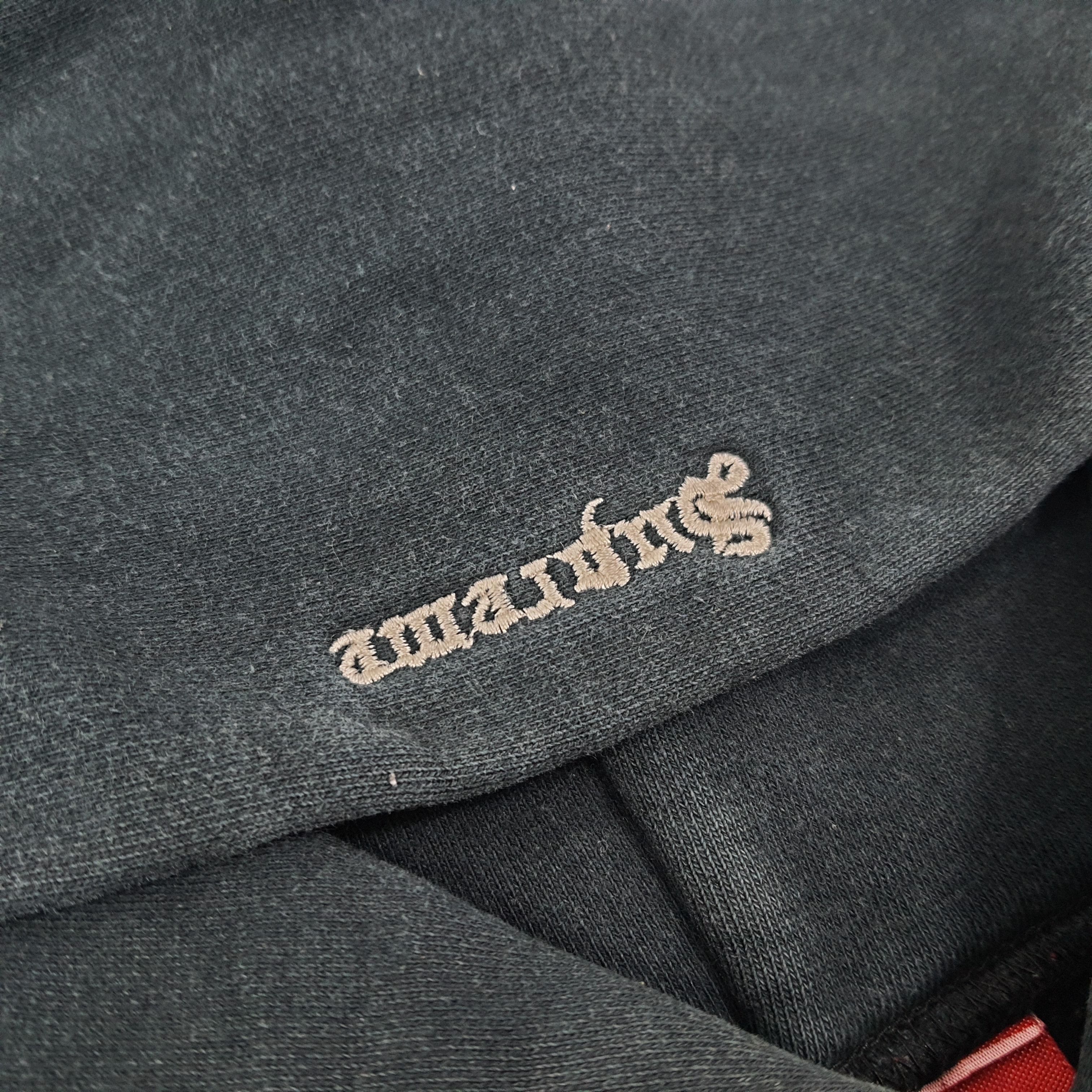 Vintage Vintage Supreme x Custom Stussy Logo Hoodie C215N20 Size US L / EU 52-54 / 3 - 3 Thumbnail