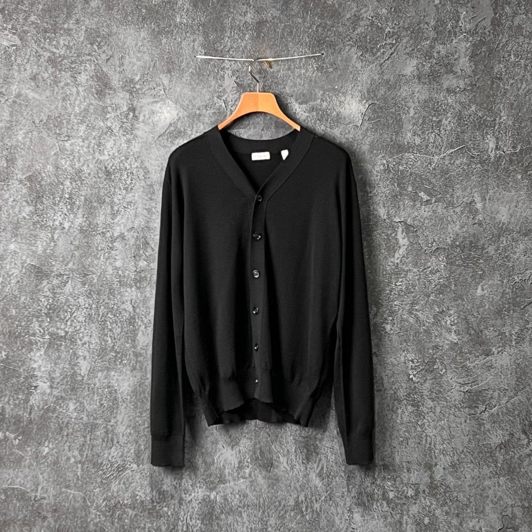 Burberry Burberry Knit Wool Black Sweater s Men Size US S / EU 44-46 / 1 - 1 Thumbnail