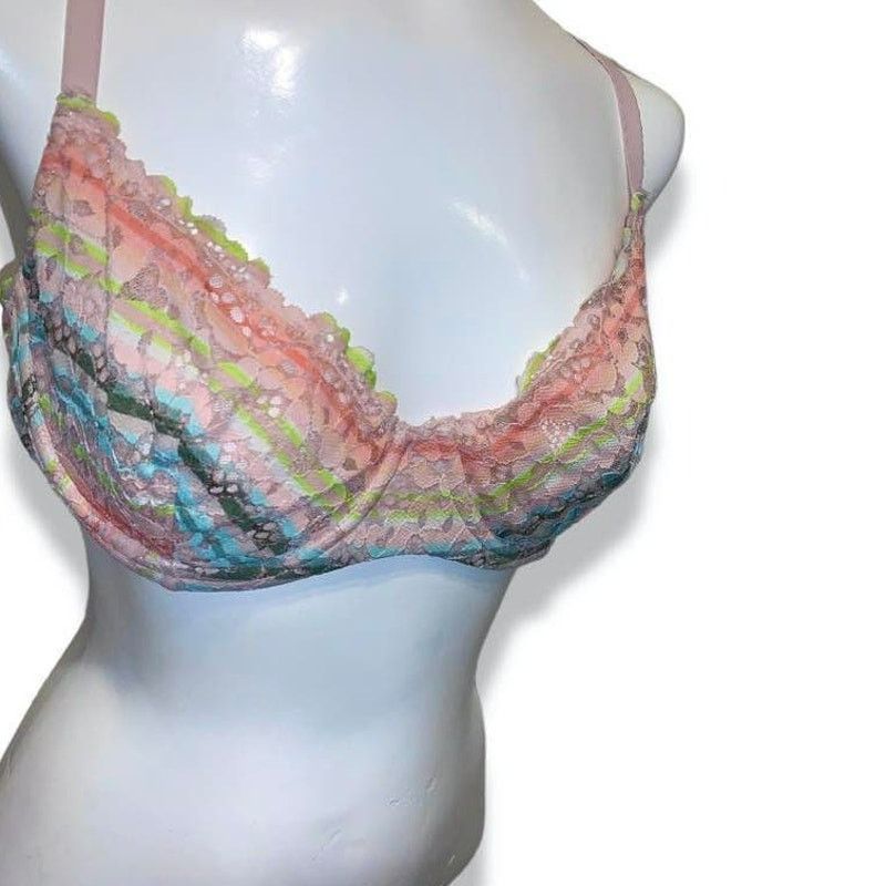 Victoria's Secret Victoria's Secret Body by Victoria Unlined Demi Bra 36D Size ONE SIZE - 4 Thumbnail