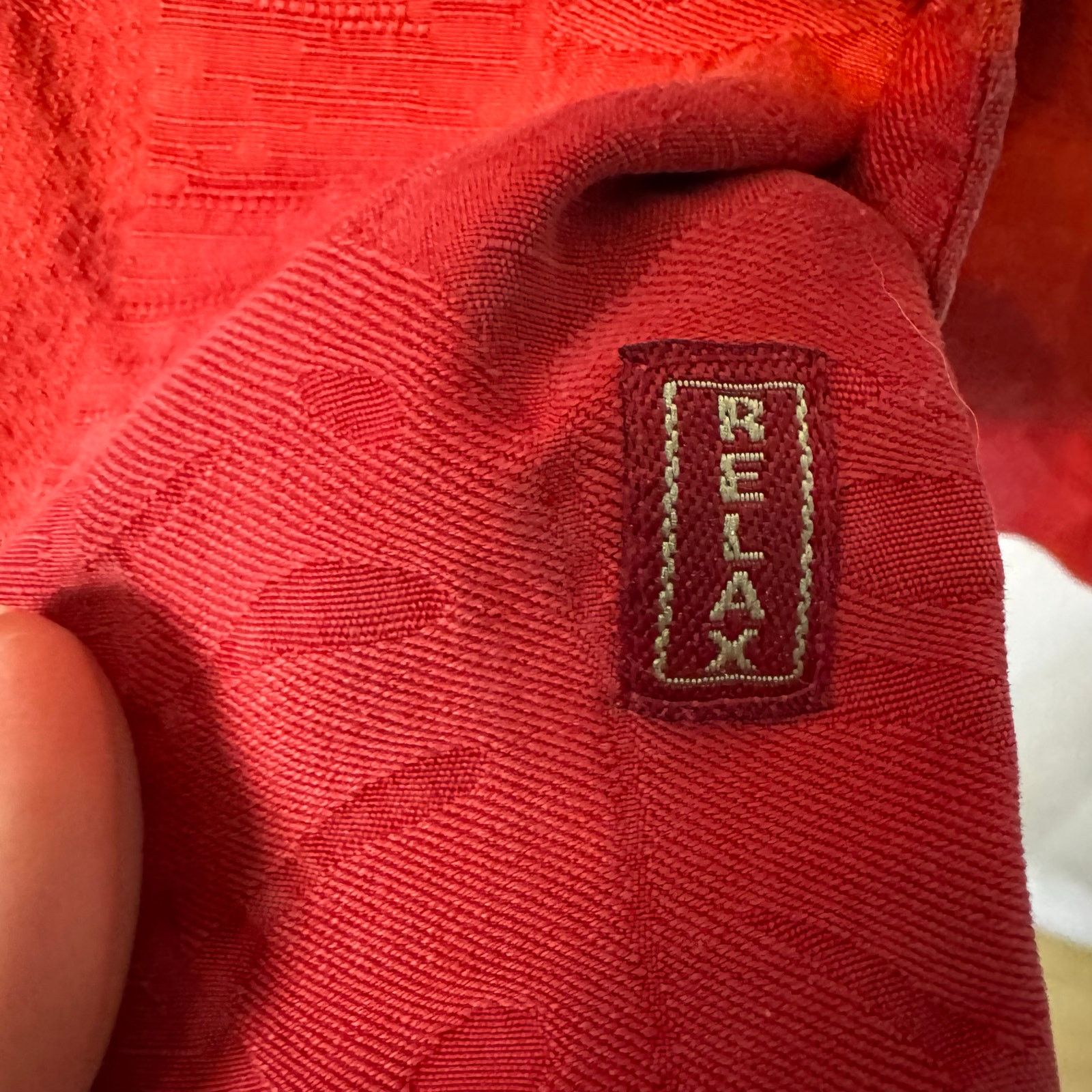 Tommy Bahama Tommy Bahama Men's Red 100% Silk camp loop collar shirt XL Size US XL / EU 56 / 4 - 3 Thumbnail