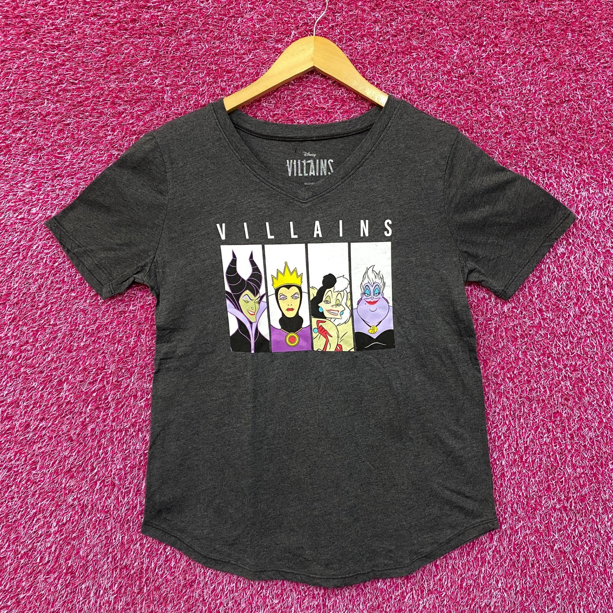 Disney Disney Women Villains Graphic Design T-Shirt M Size US M / EU 48-50 / 2 - 1 Thumbnail