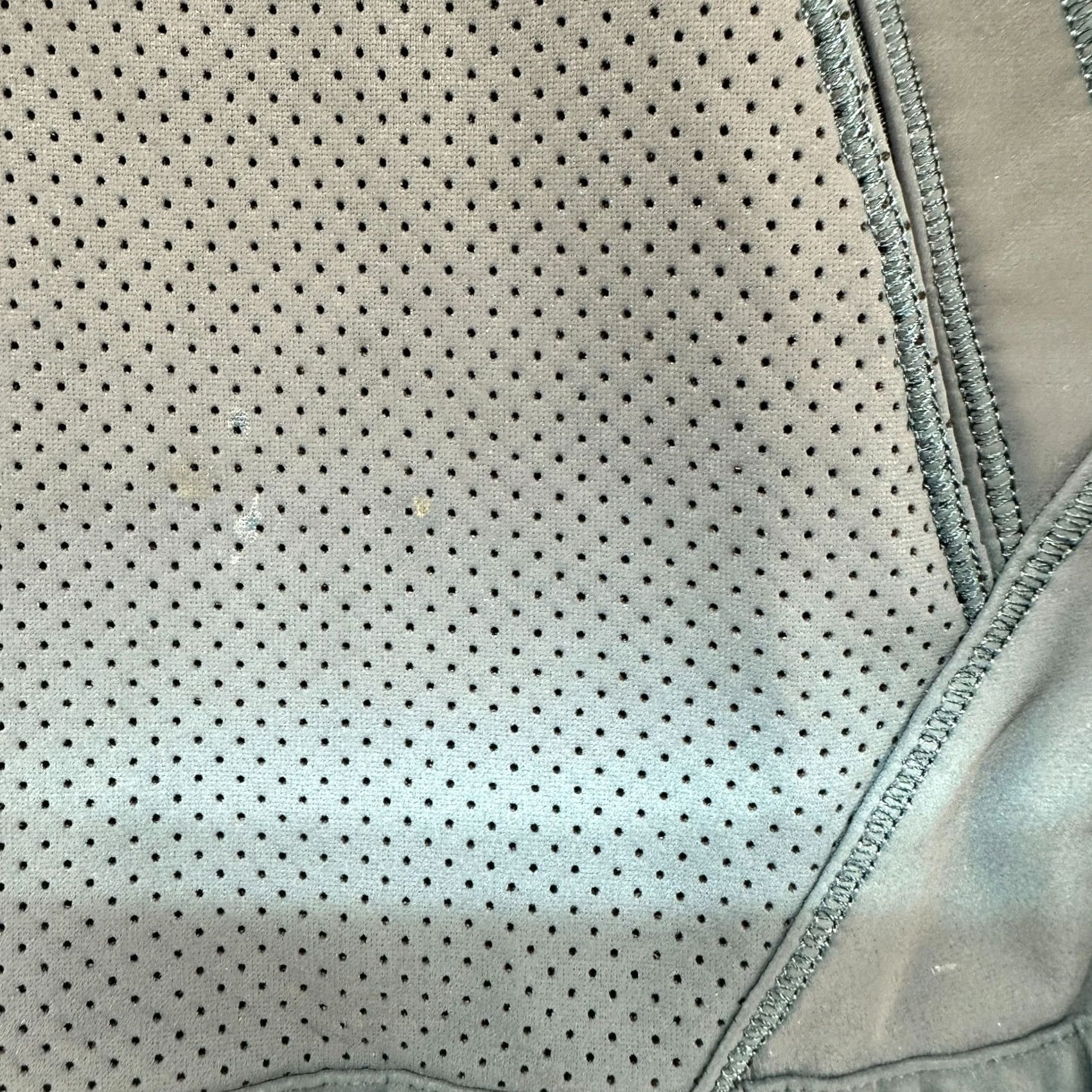 Lululemon Lululemon Vest Womens 6 Blue Reflective Full Zip Bomber Jacket Sleeveless Pattern: Solid, Lined, Pockets, Reflective Ladies 6 Blue Size M / US 6-8 / IT 42-44 - 4 Thumbnail