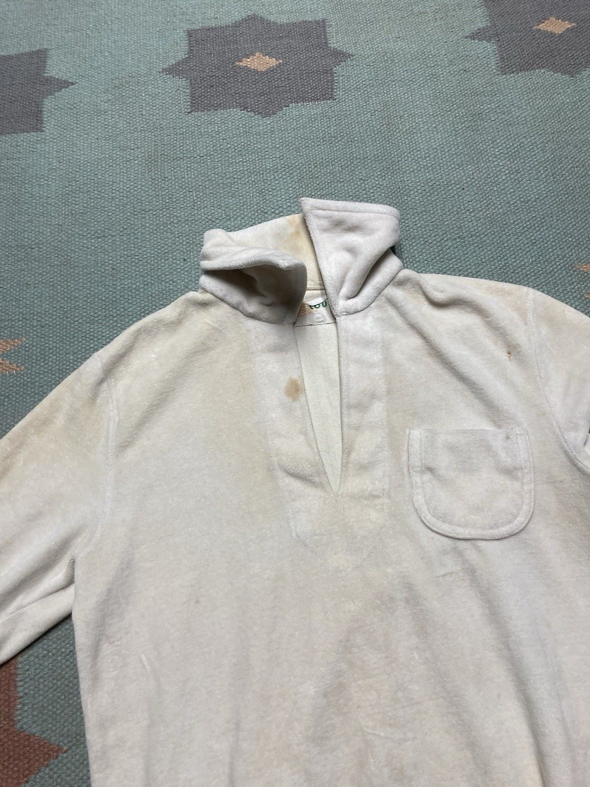 Vintage Vintage 70s polo shirt soft velour white stained small Size US S / EU 44-46 / 1 - 14 Thumbnail