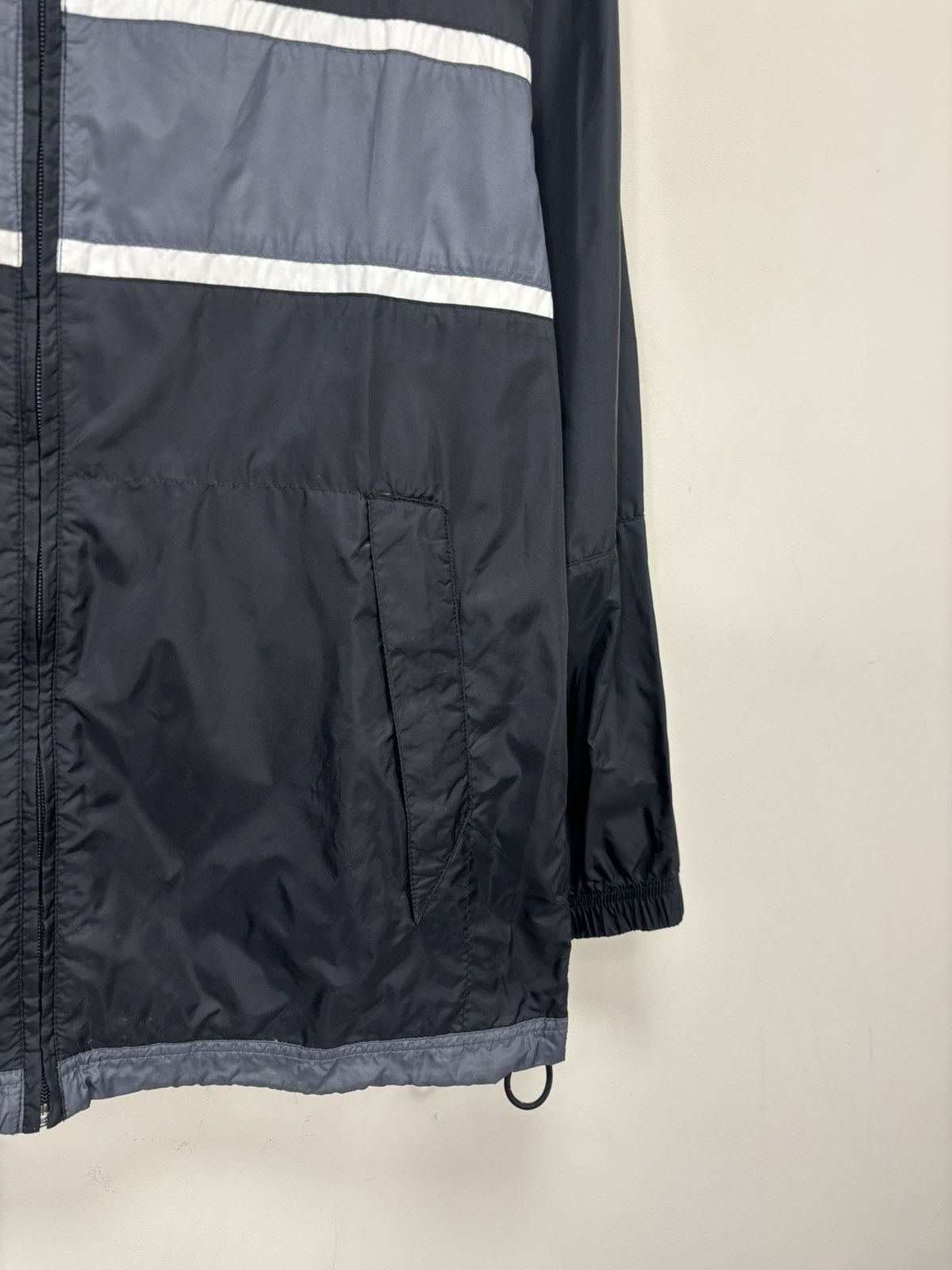 Nike Vintage Nike Y2K Black/Grey Hype Nylon Track Jacket Size US M / EU 48-50 / 2 - 4 Thumbnail