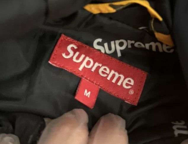 Supreme Supreme fw17 yellow camo hooded logo half zip pullover parka Size US M / EU 48-50 / 2 - 3 Thumbnail