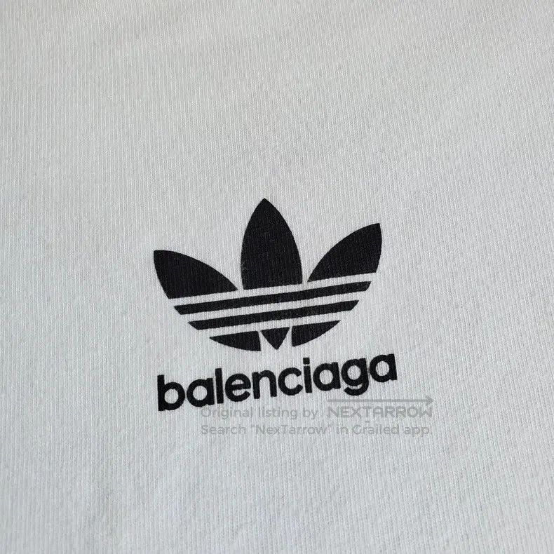 Balenciaga Balenciaga Striped Logo Long Sleeve T - White Size US S / EU 44-46 / 1 - 4 Thumbnail