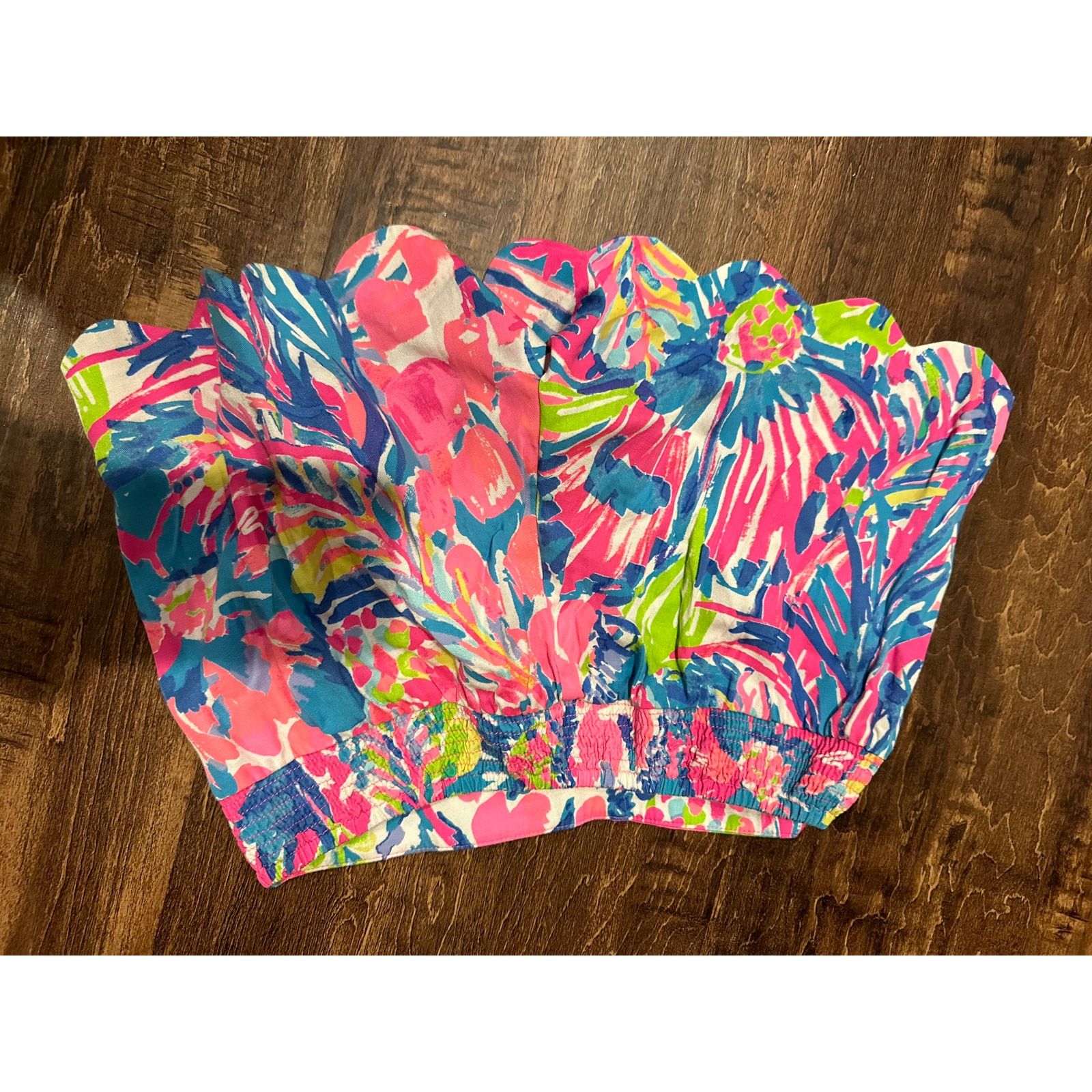 Lilly Pulitzer Lilly Pullitzer scalloped dahlia short XXS gumbo limbo Size 24" / US 00 / IT 34 - 2 Thumbnail