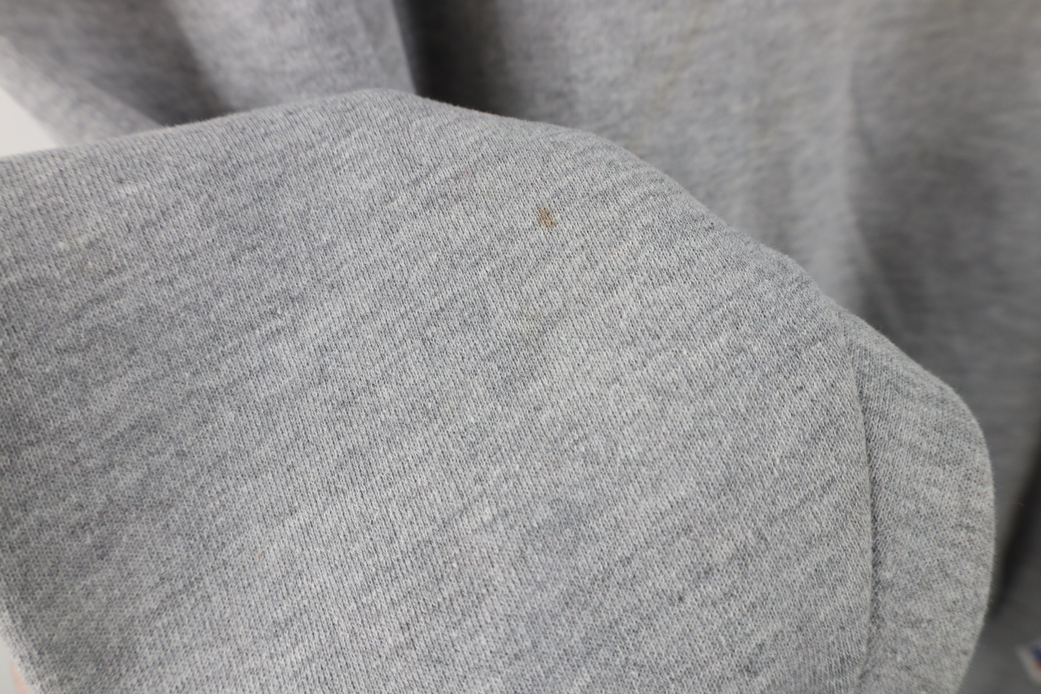 Russell Athletic Vintage 90s Russell Athletic Blank Crewneck Sweatshirt Gray Size US XXL / EU 58 / 5 - 8 Thumbnail