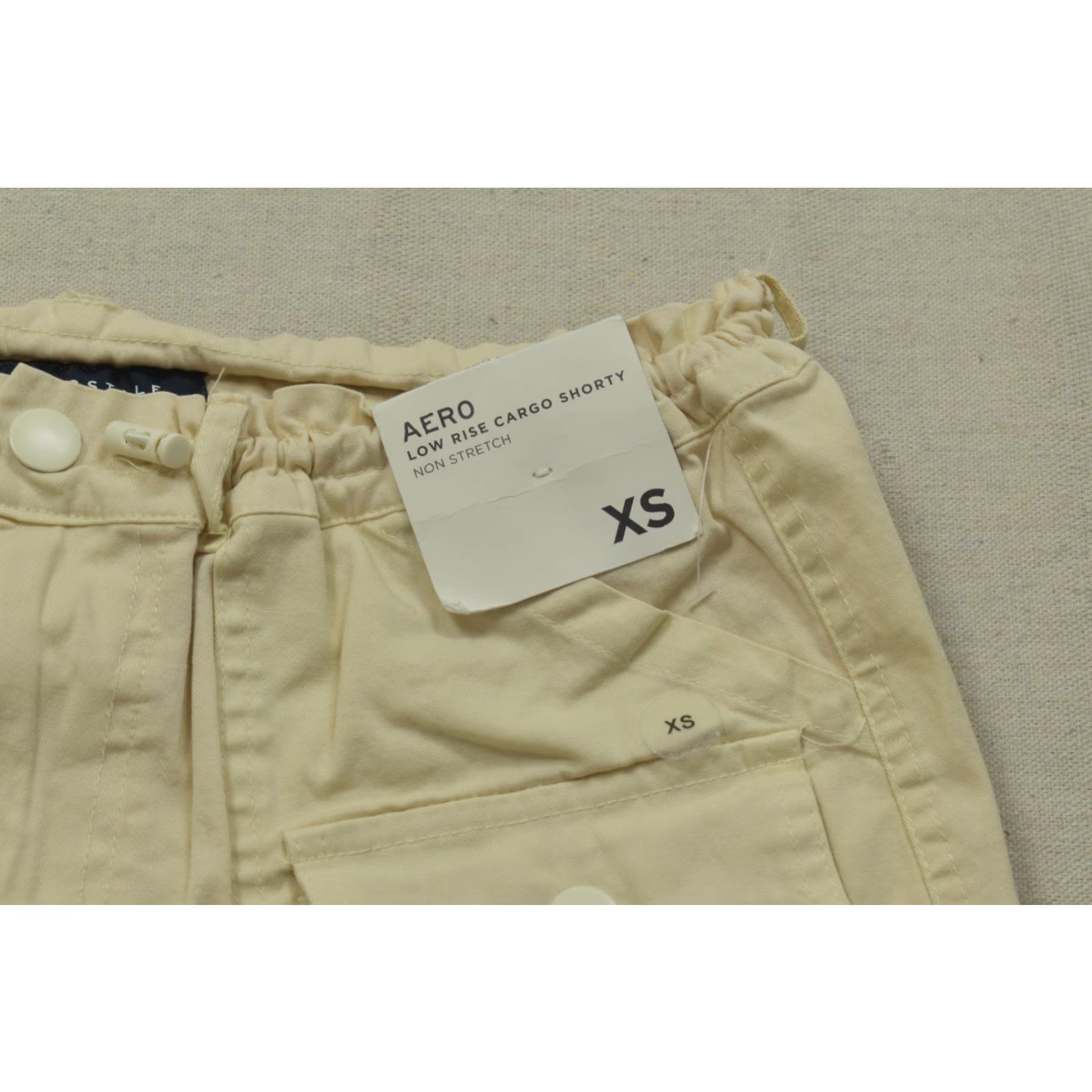 Vintage Aéropostale Women's XS Cargo Short Cream Twill Cotton New With Tags Ivory Summer Casual Womens Size 26" / US 2 / IT 38 - 7 Thumbnail