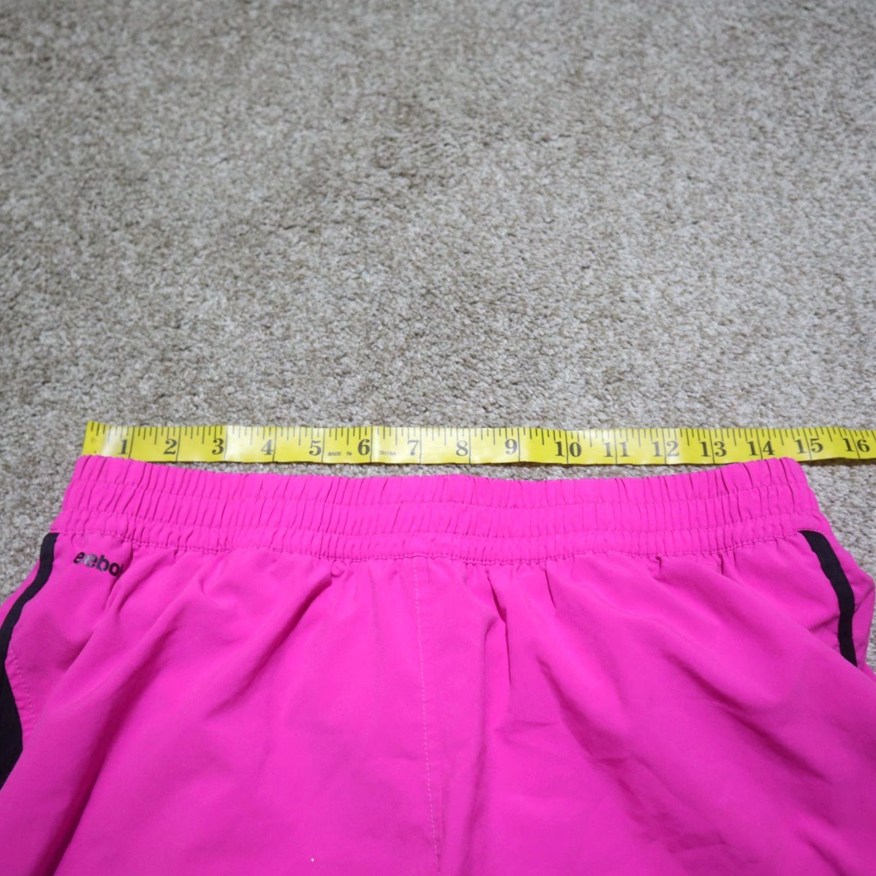 Reebok REEBOK Running Shorty Shorts Pink Play Dry Adult Women's M Medium Shorty Shorts Pink Play Dry Athletic Women’s M Medium Size 32" / US 10 / IT 46 - 4 Thumbnail