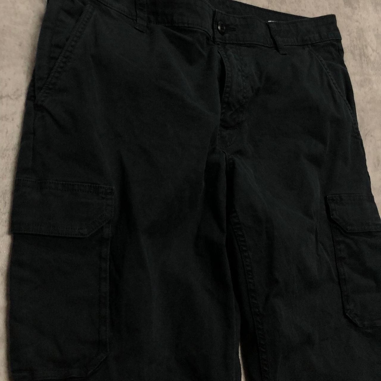 Other Black cargo pants with a relaxed fit #skaterstyle Size US 34 / EU 50 - 2 Thumbnail