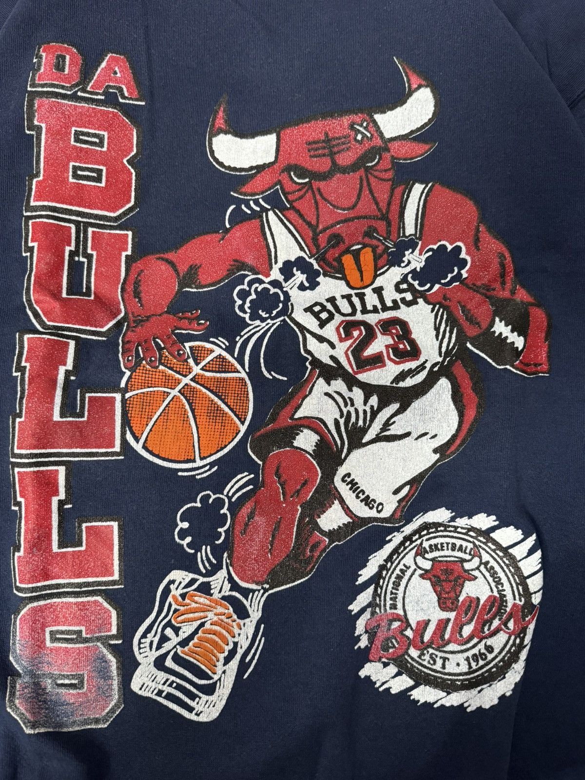 NBA VINTAGE 90’S CHICAGO BULLS BENNY THE BULL SWEATSHIRTS Size US XL / EU 56 / 4 - 3 Thumbnail