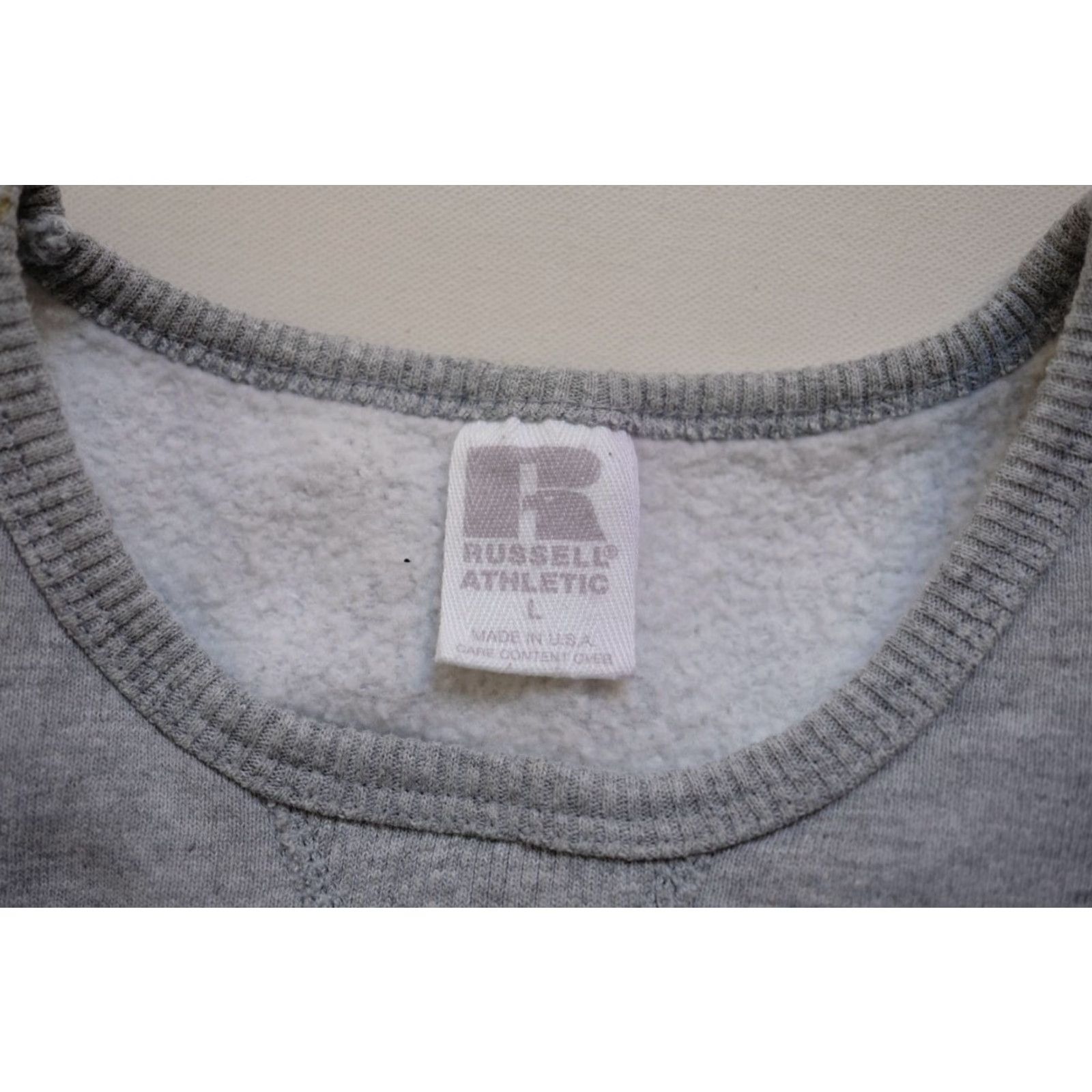 Russell Athletic VINTAGE Russell Athletic Sweatshirt L Gray Crew Neck Long Sleeve USA Made 90s Retro Blank Essential Mens Sweatshirt Size US L / EU 52-54 / 3 - 5 Thumbnail