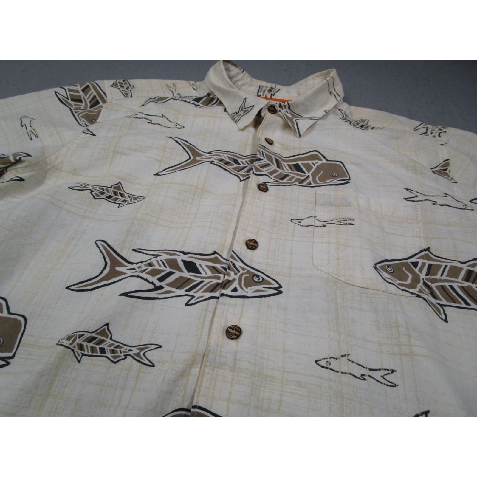 Quiksilver Quiksilver Waterman Shirt Beige Short Sleeve Button-Up Men's XL Hawaiian Fish Geometric Tropical Size US XL / EU 56 / 4 - 2 Thumbnail