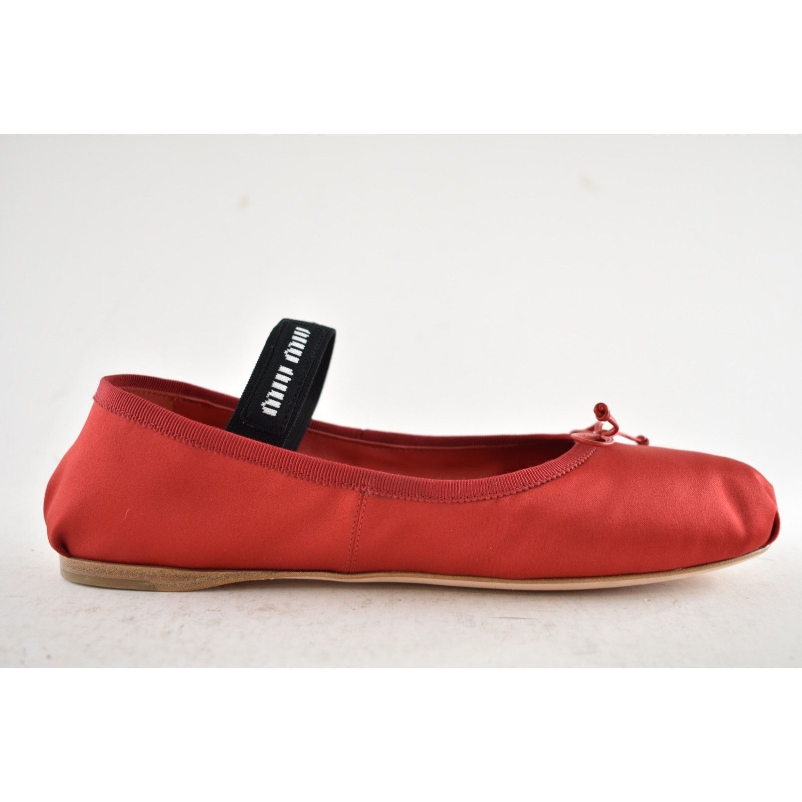 Miu Miu Miu Miu Satin Rosso Red Black White Logo Strap Bow Size US 9 / IT 39 - 2 Thumbnail