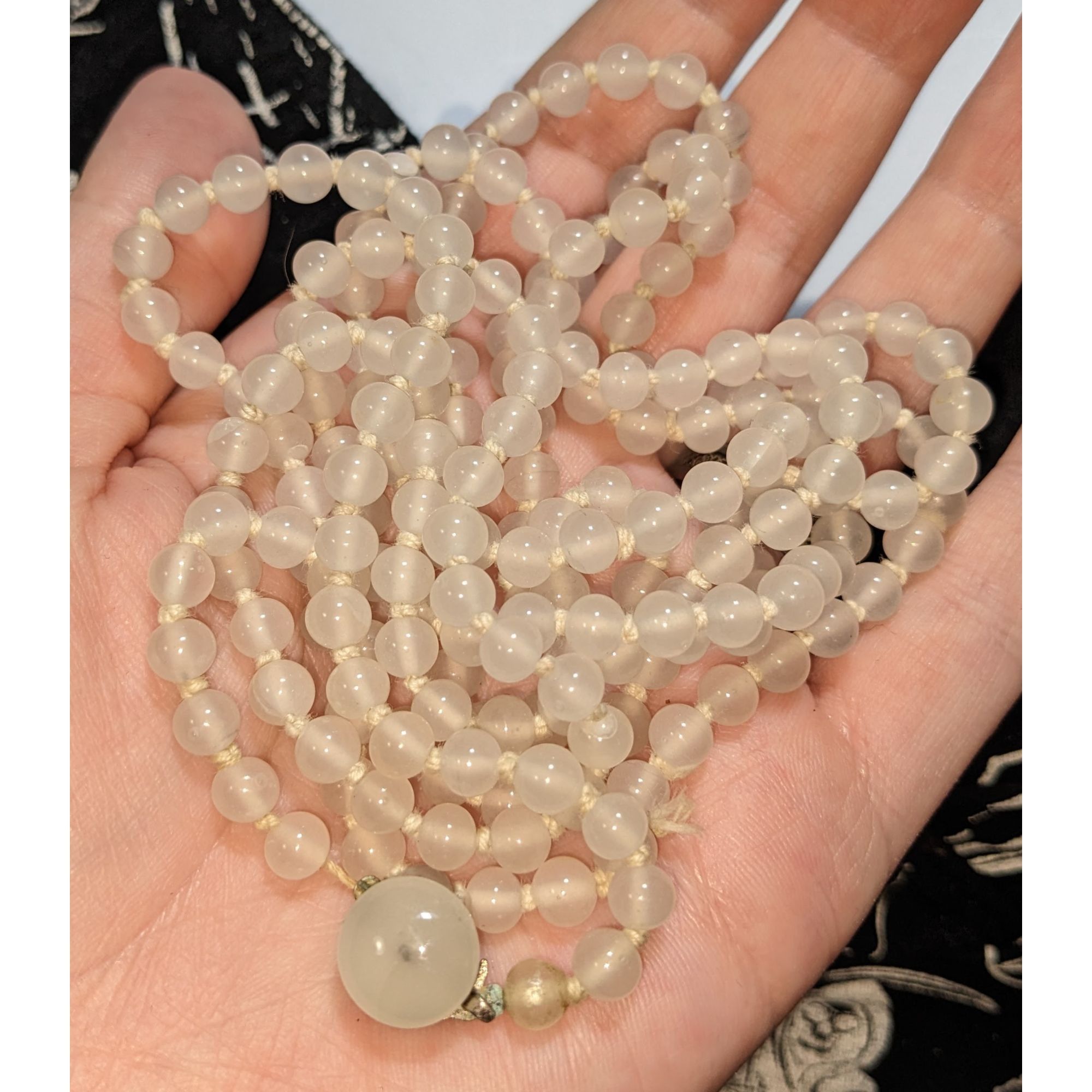 Other Vintage White Glass Beaded Necklace With Hidden Box Clasp Ja Size ONE SIZE - 2 Thumbnail