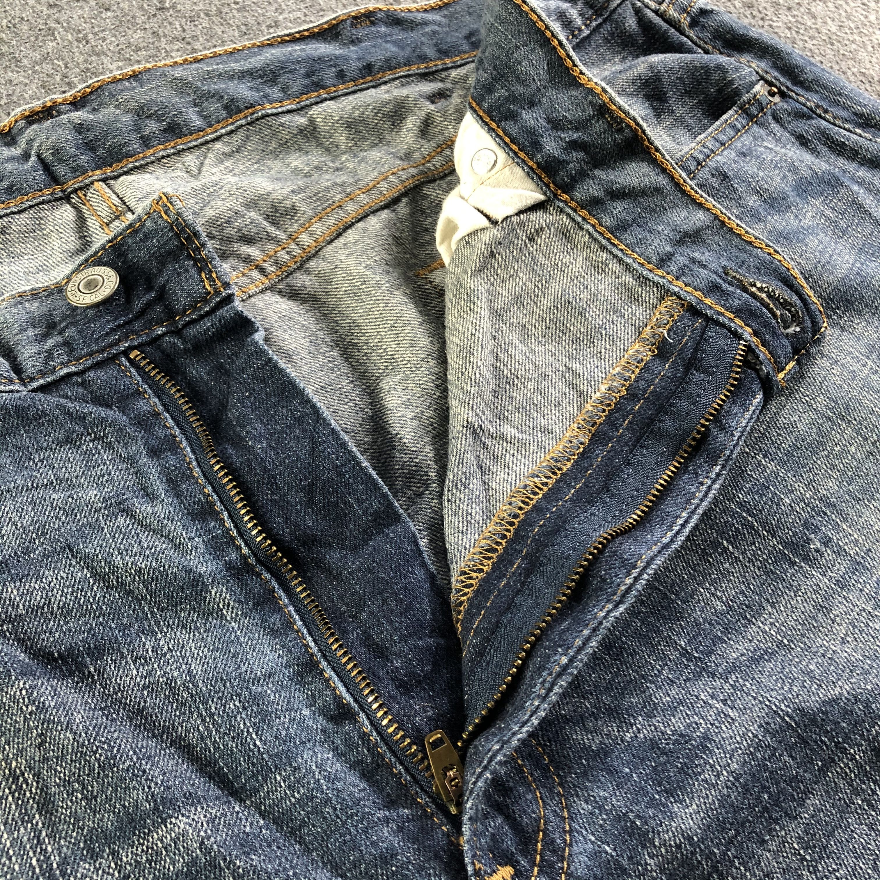 Levi's Vintage Blue Wash Levis 559 Jeans-J4180 Size US 43 - 8 Thumbnail
