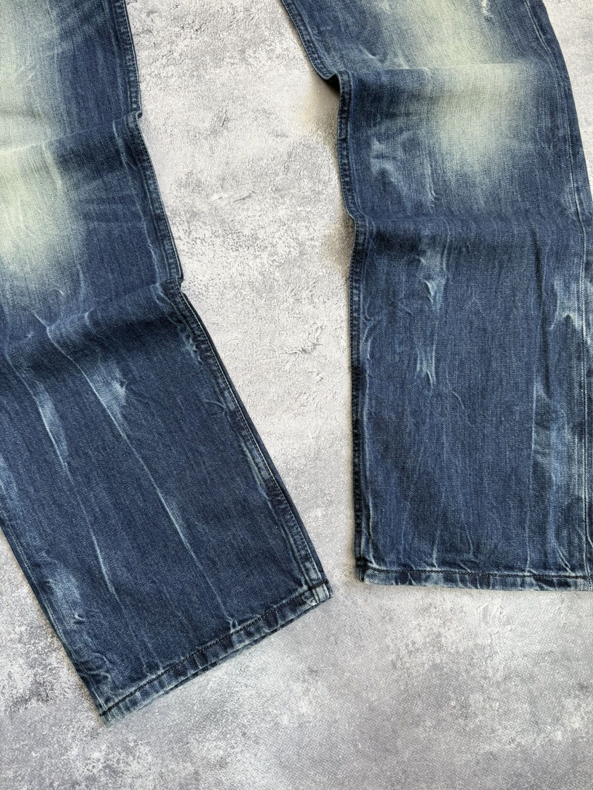 Diesel Vintage Diesel Denim Jeans Baggy Flared Bootcut Avant Garde Size US 33 - 9 Thumbnail