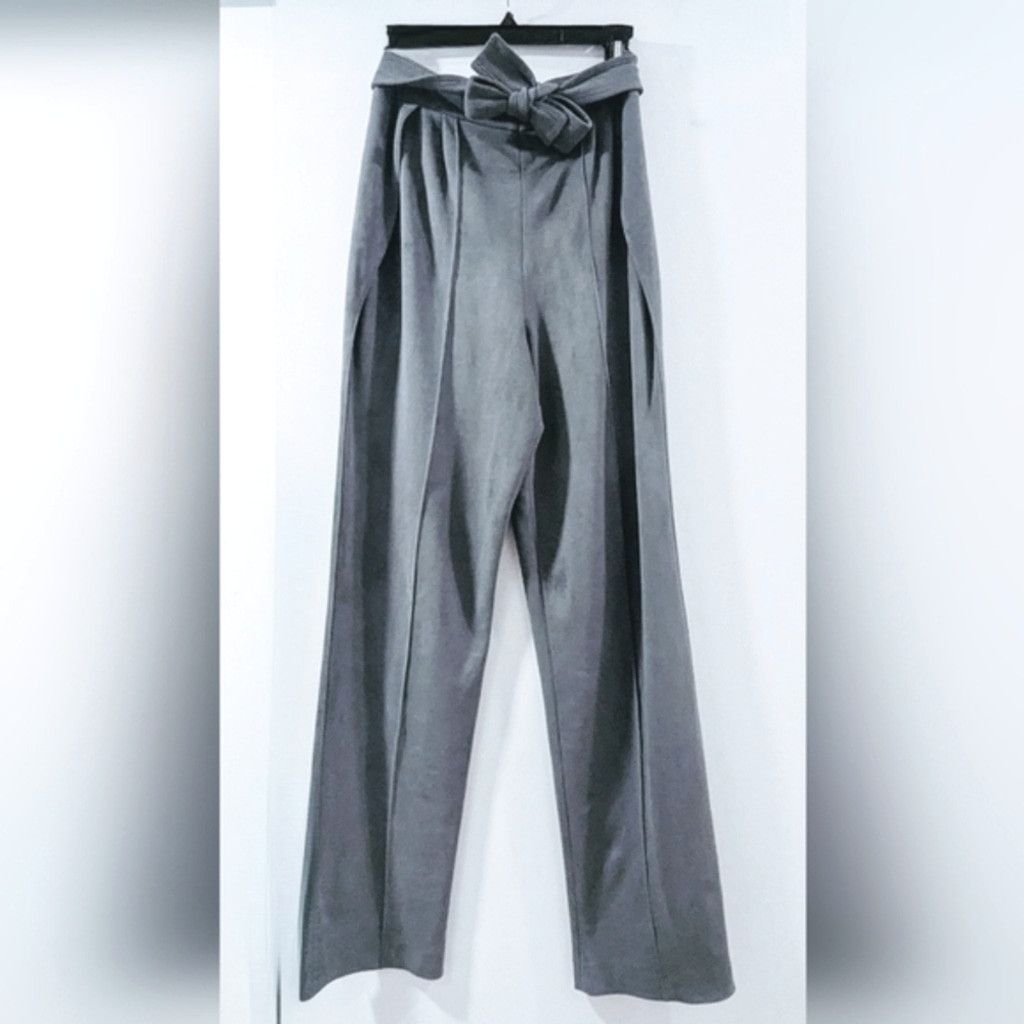 Giorgio Armani Giorgio Armani High Waiste Vegan Suede Pants Size 30" / US 8 / IT 44 - 1 Thumbnail