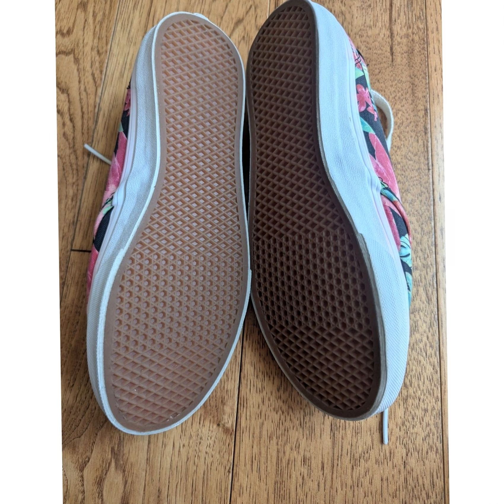 Vans Vans Tropical Floral Print Sneaker Black Pink Hibiscus Canvas Women Casual 6.5 Size US 4 / IT 34 - 3 Thumbnail