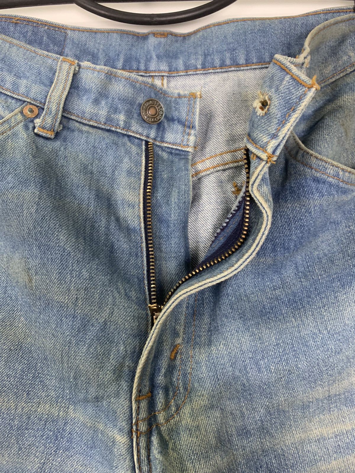 Levi's Vintage 90s Levi’s Strauss & Co distressed pant Size US 30 / EU 46 - 8 Thumbnail