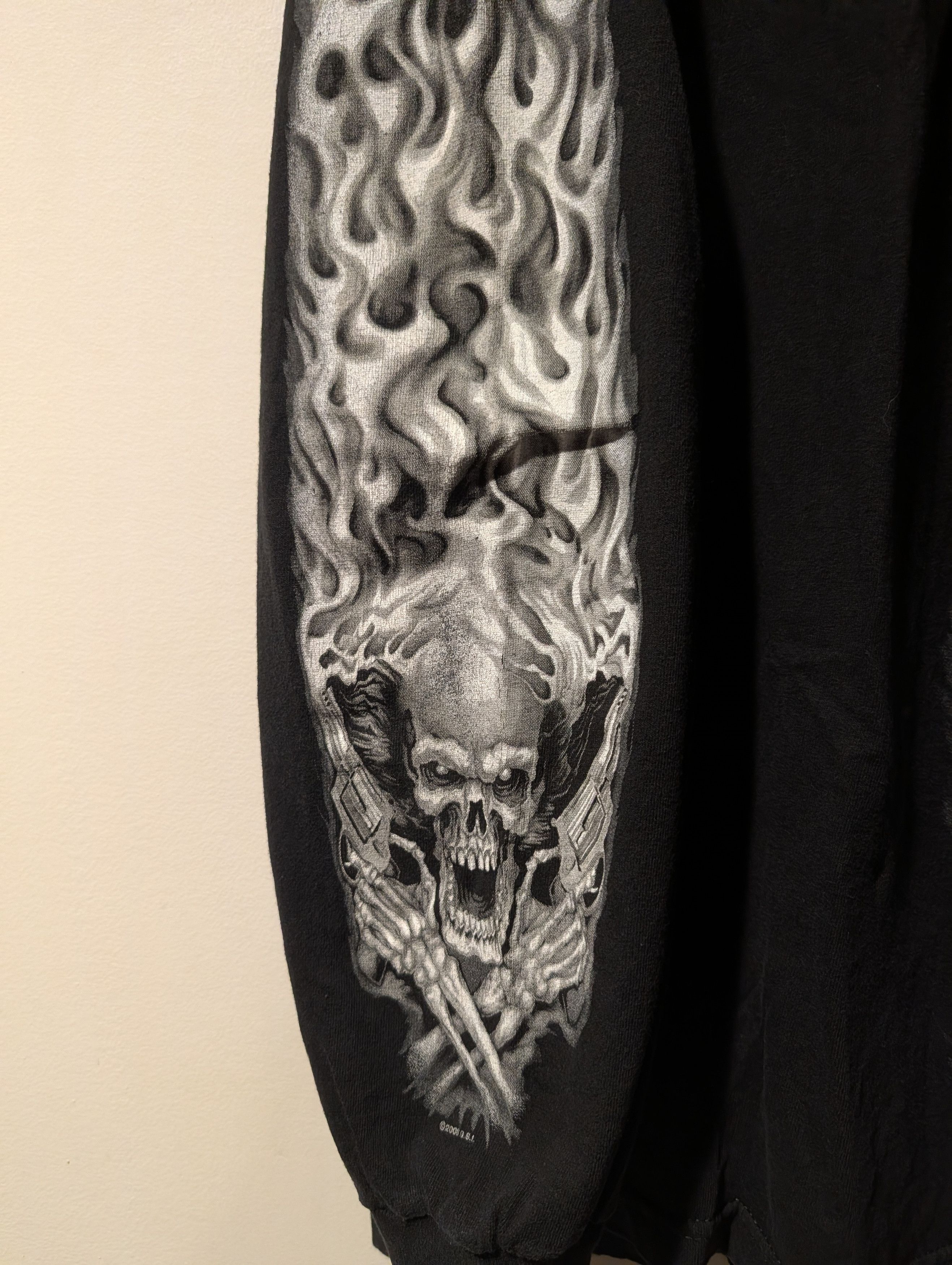 Harley Davidson Hot Leathers Dual Skull Flames Graphic Long Sleeve T-Shirt Size US XL / EU 56 / 4 - 3 Thumbnail