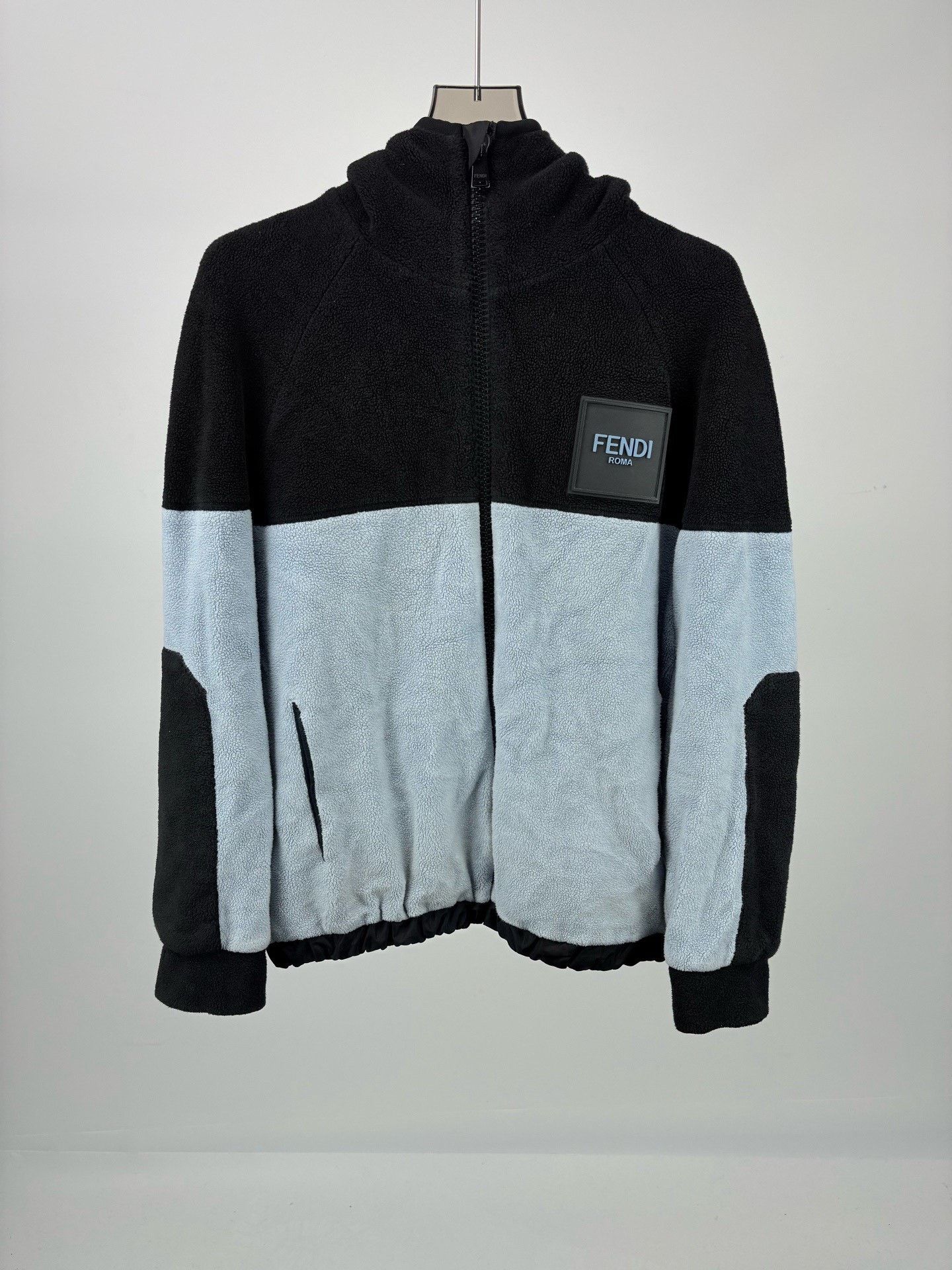 Fendi FENDI Color-Blocked Fleece Hooded Jacket Size US L / EU 52-54 / 3 - 1 Thumbnail