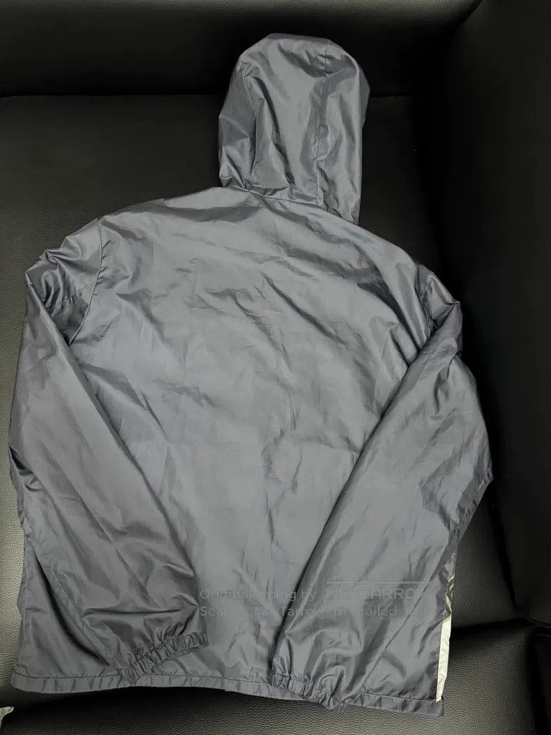Fendi Fendi Roma Letter Monogrammed Ventilated Hooded Zip Lined Size US S / EU 44-46 / 1 - 3 Thumbnail