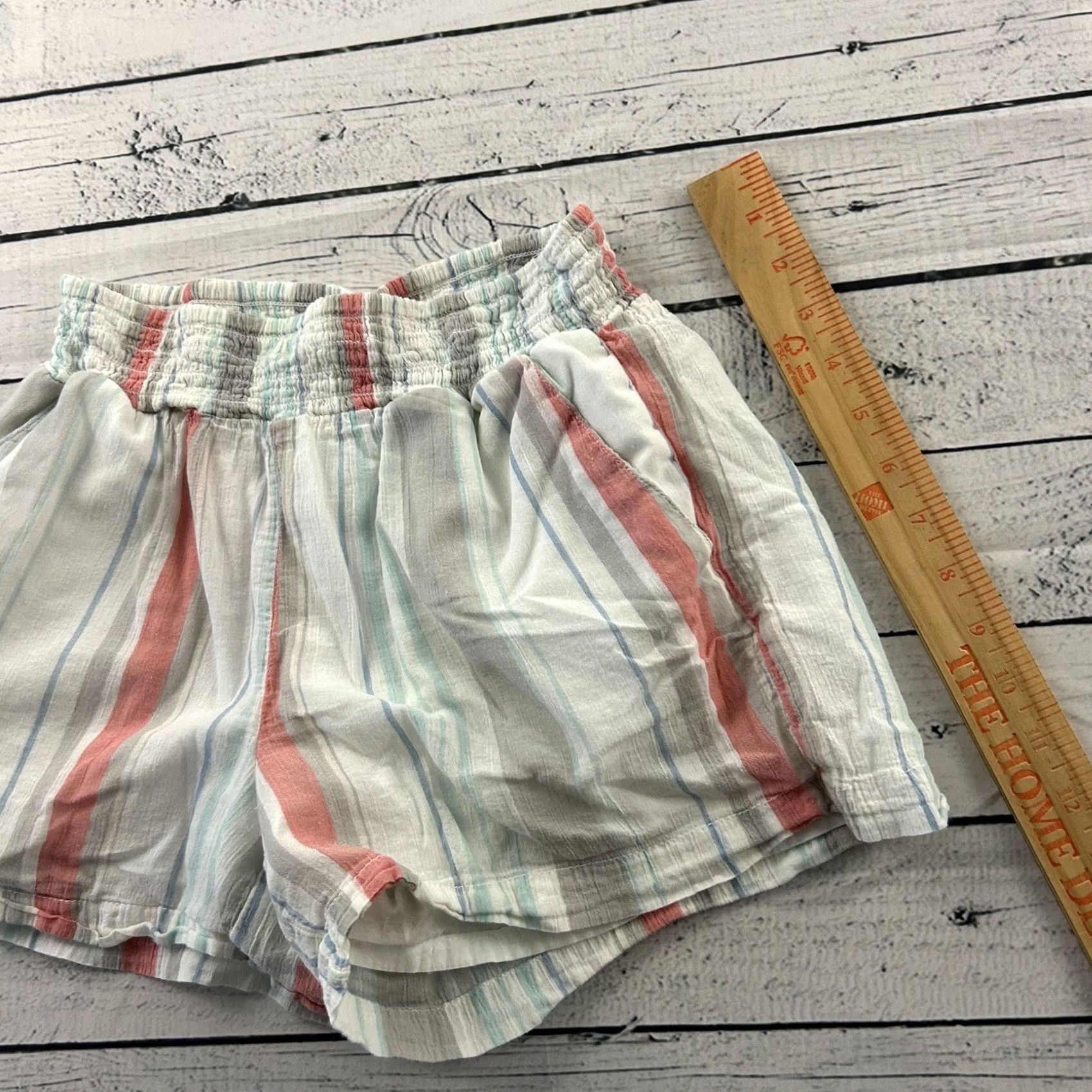 Gap GAP Lined Striped Cotton Shorts Women's XS Bermuda Casual Multicolor Pattern Jeans Shorts Size 26" / US 2 / IT 38 - 2 Thumbnail