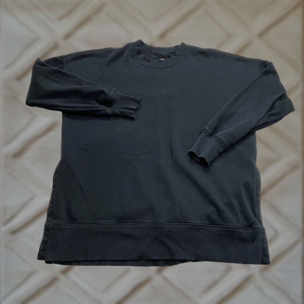 Vintage VINTAGE Aerie Mens Sweatshirt XS Black Pullover Crew Neck Cotton Knit Logo Slits All Seasons Fall Winter Spring Summer Size US XS / EU 42 / 0 - 1 Thumbnail