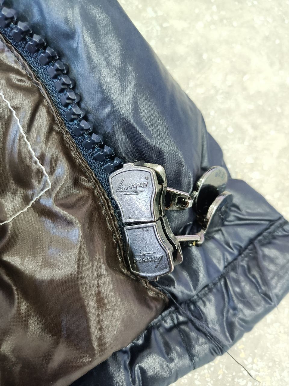 Moncler Moncler Ever Giubotto Down Jacket sz 5 Size US XL / EU 56 / 4 - 10 Thumbnail